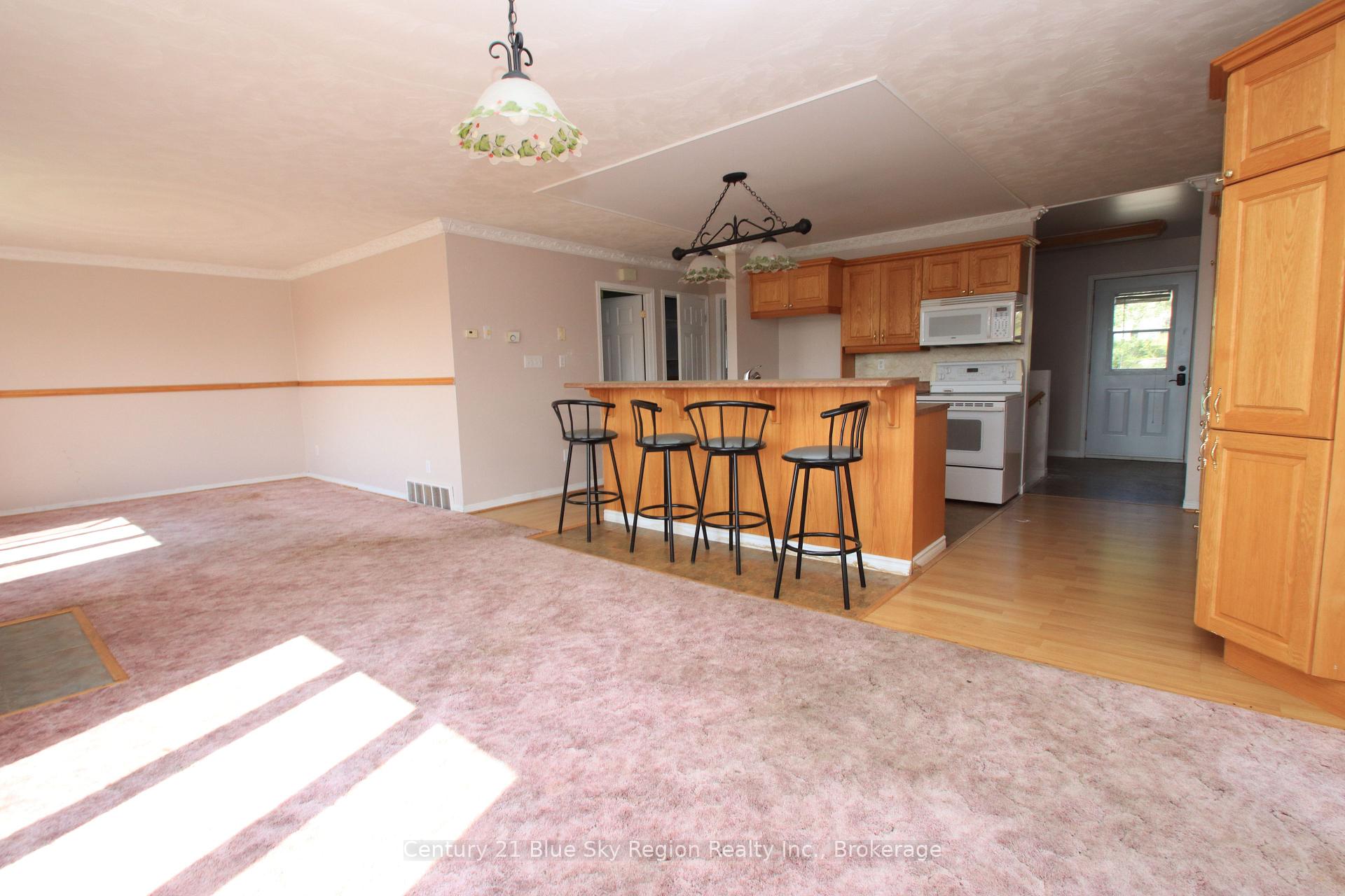 Photo 20 of 25 Meadow Drive, East Ferris, Corbeil — HOMEH
