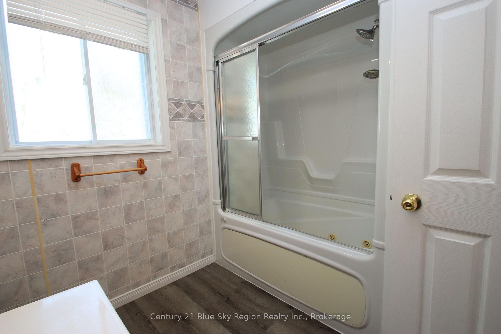 Photo 24 of 25 Meadow Drive, East Ferris, Corbeil — HOMEH