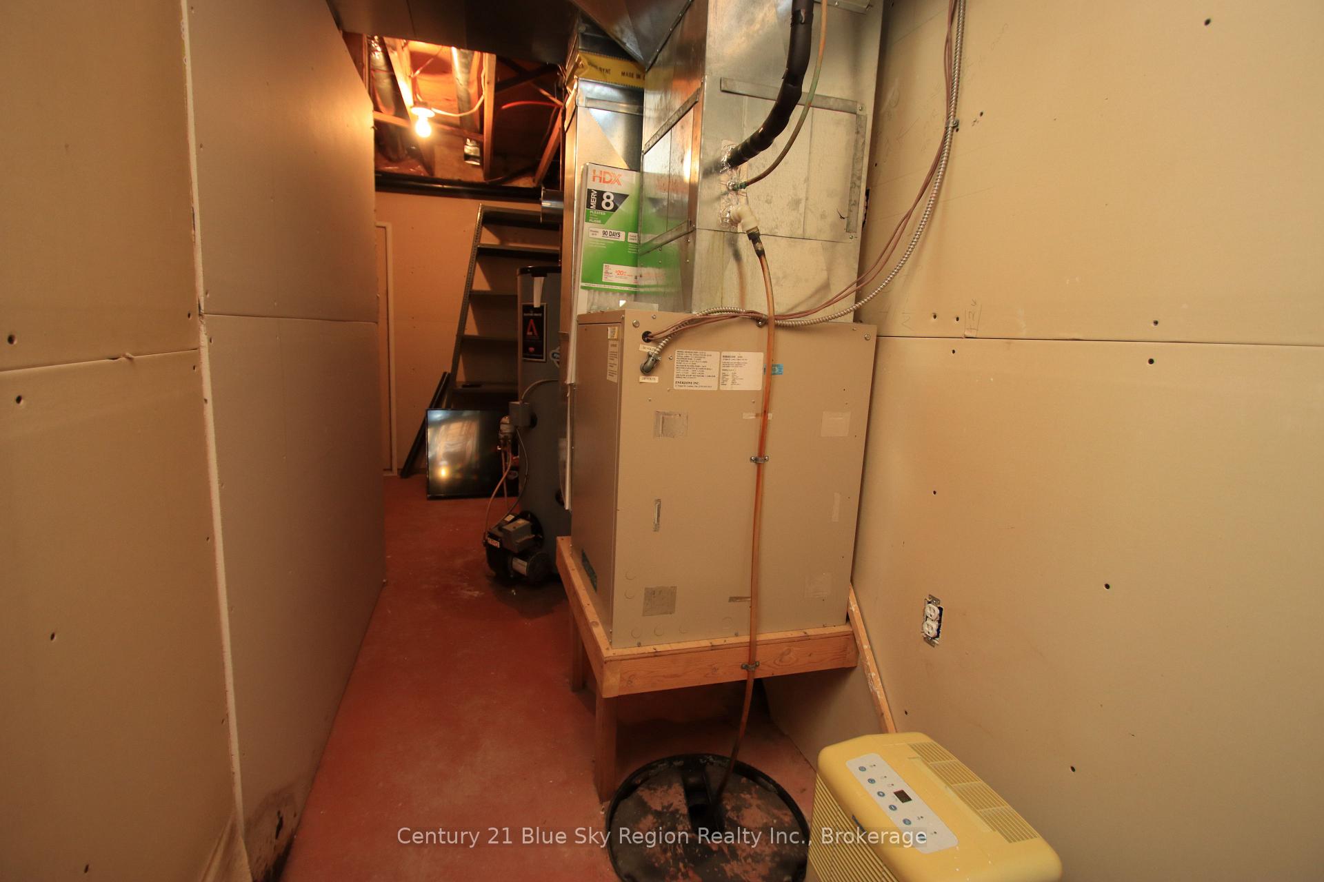 Photo 33 of 25 Meadow Drive, East Ferris, Corbeil — HOMEH