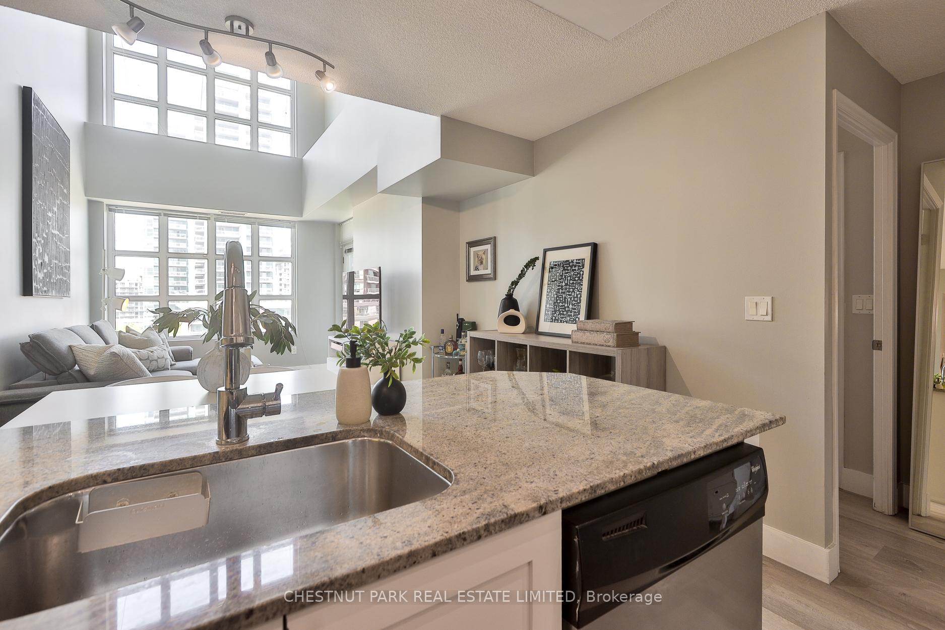 Photo 5 of Unit 913, 65 East Liberty Street, Toronto, Niagara — HOMEH