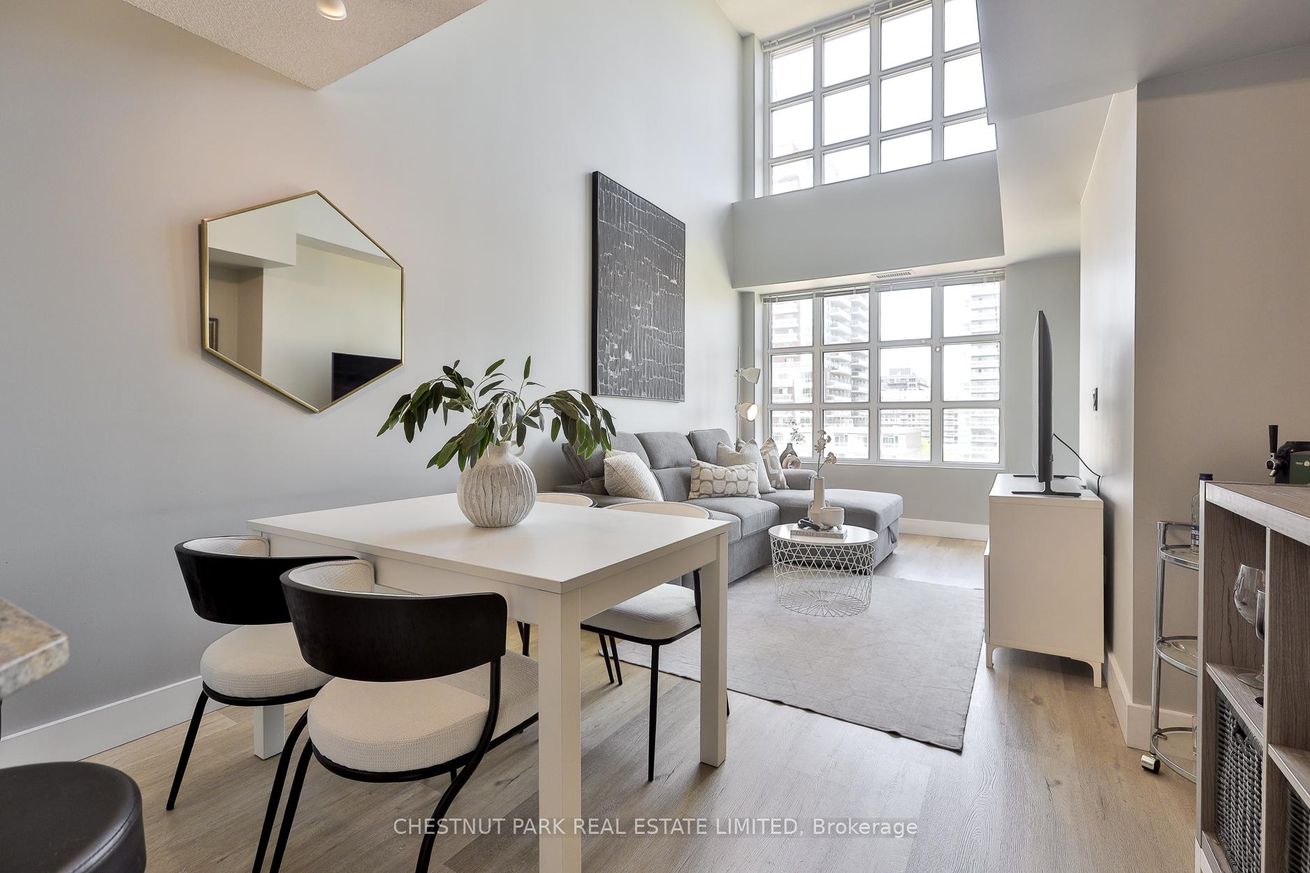 Photo 7 of Unit 913, 65 East Liberty Street, Toronto, Niagara — HOMEH