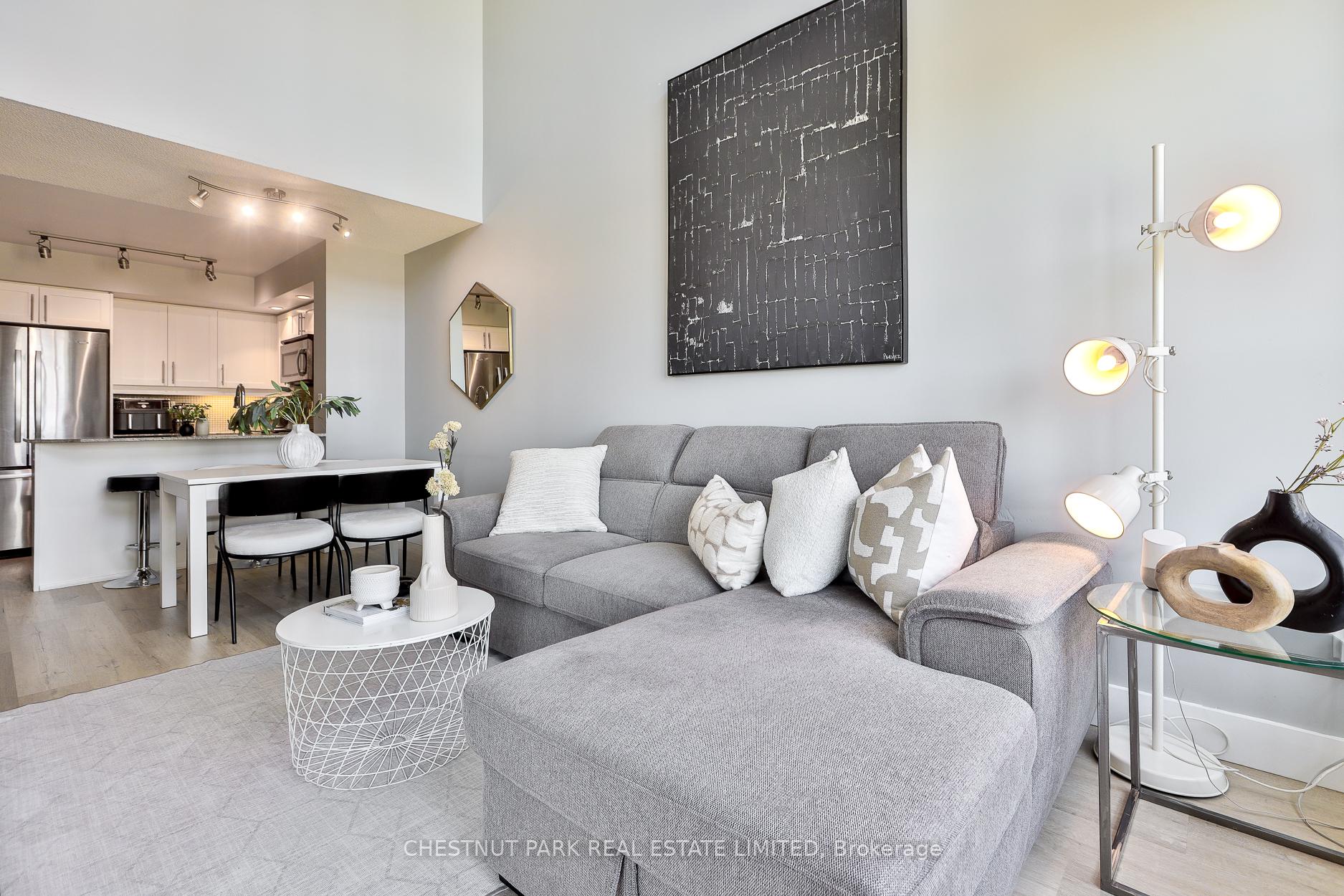 Photo 8 of Unit 913, 65 East Liberty Street, Toronto, Niagara — HOMEH