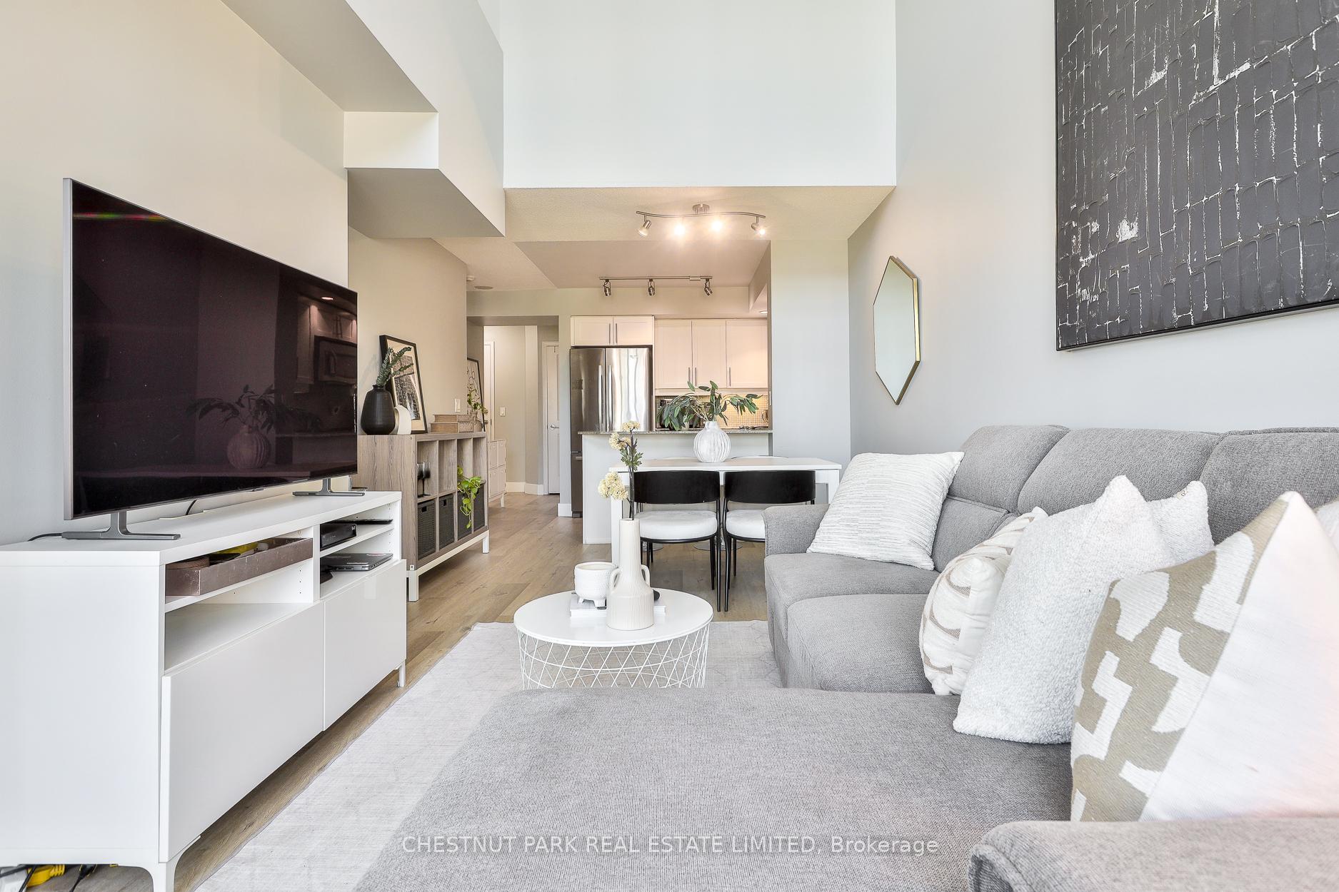 Photo 9 of Unit 913, 65 East Liberty Street, Toronto, Niagara — HOMEH