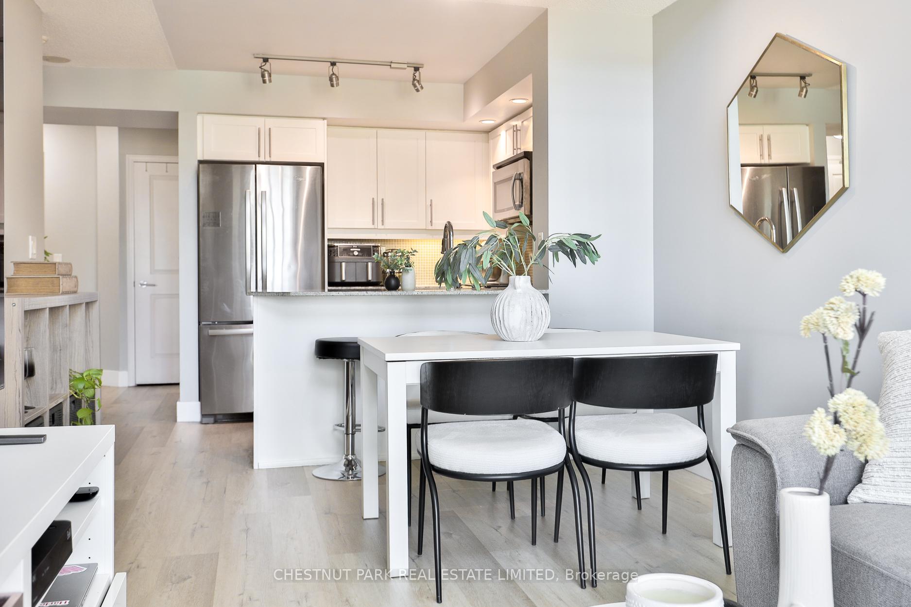 Photo 16 of Unit 913, 65 East Liberty Street, Toronto, Niagara — HOMEH