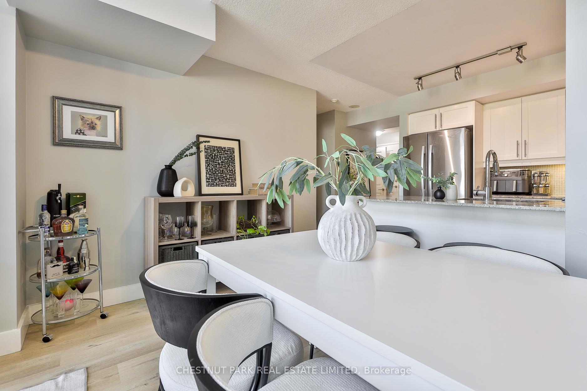 Photo 17 of Unit 913, 65 East Liberty Street, Toronto, Niagara — HOMEH