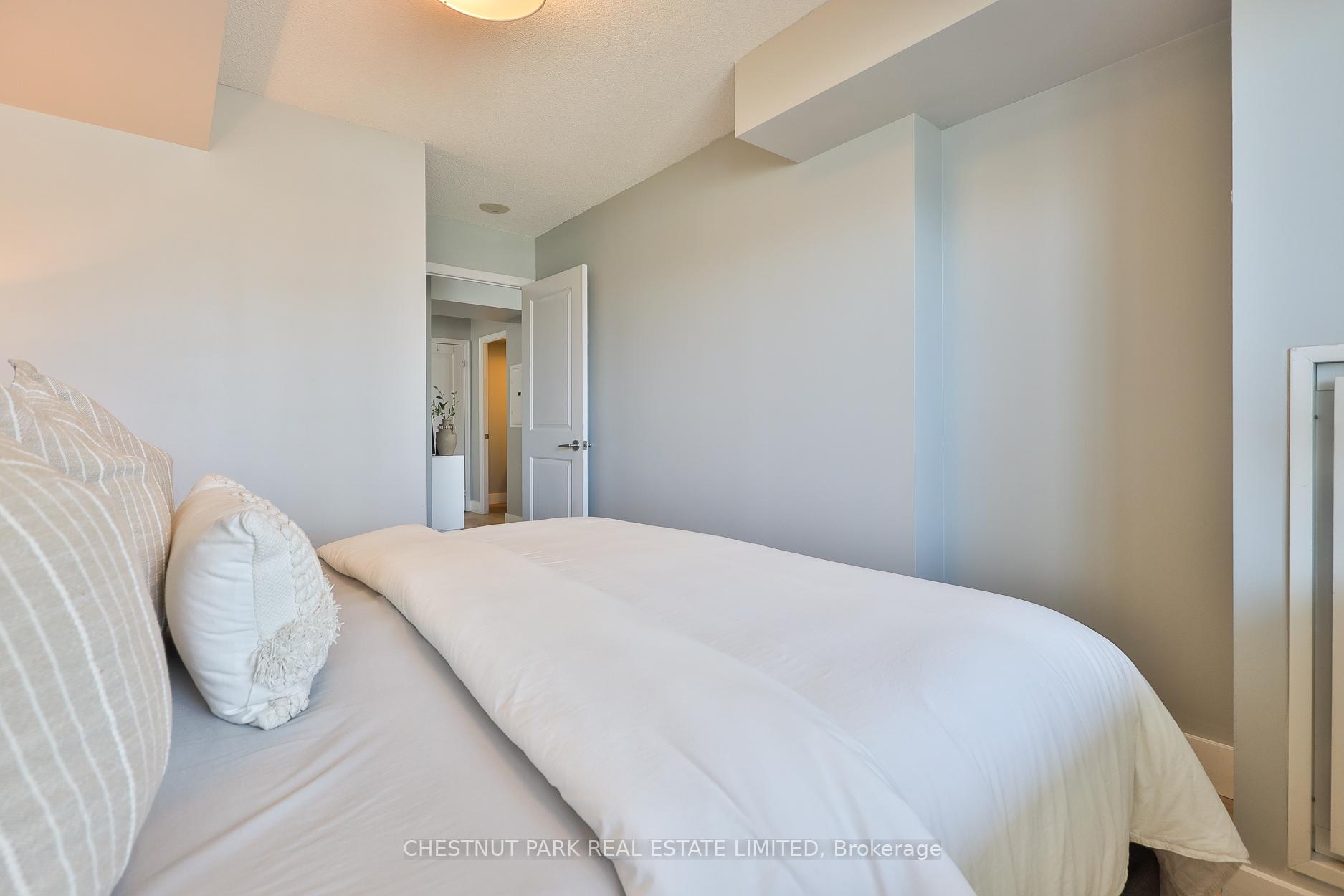 Photo 20 of Unit 913, 65 East Liberty Street, Toronto, Niagara — HOMEH