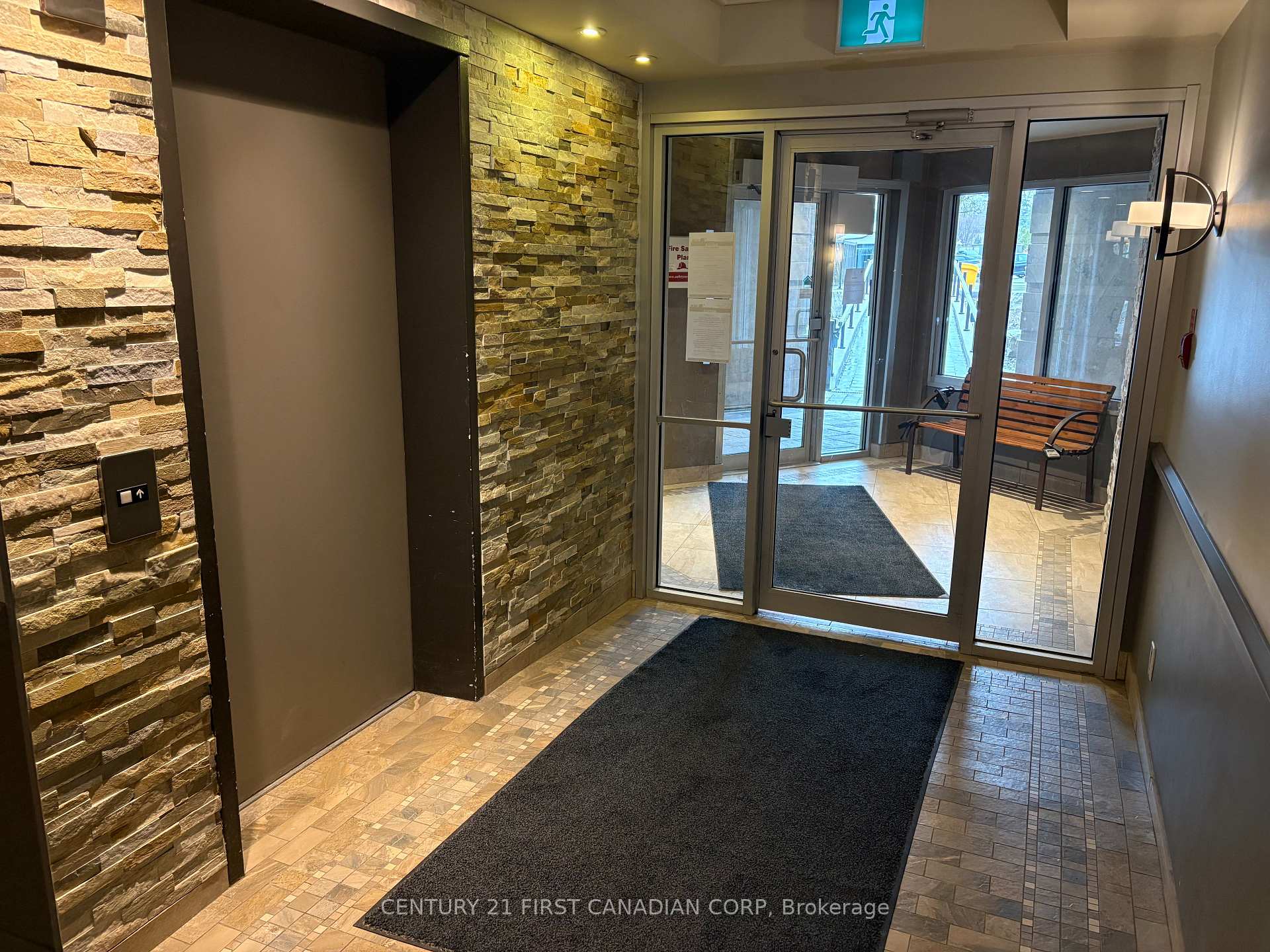 Photo 3 of Unit 114, 1 Jacksway Crescent, London, North G — HOMEH