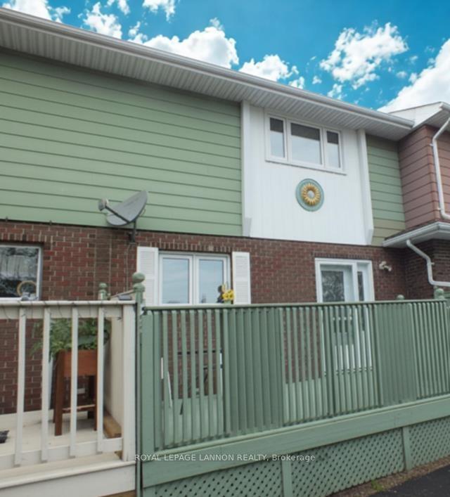 Photo 2 of 394 Brant Street, Thunder Bay, County Park — HOMEH