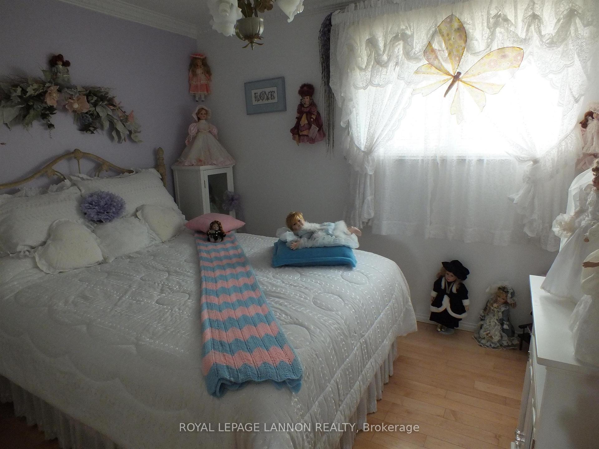 Photo 19 of 394 Brant Street, Thunder Bay, County Park — HOMEH