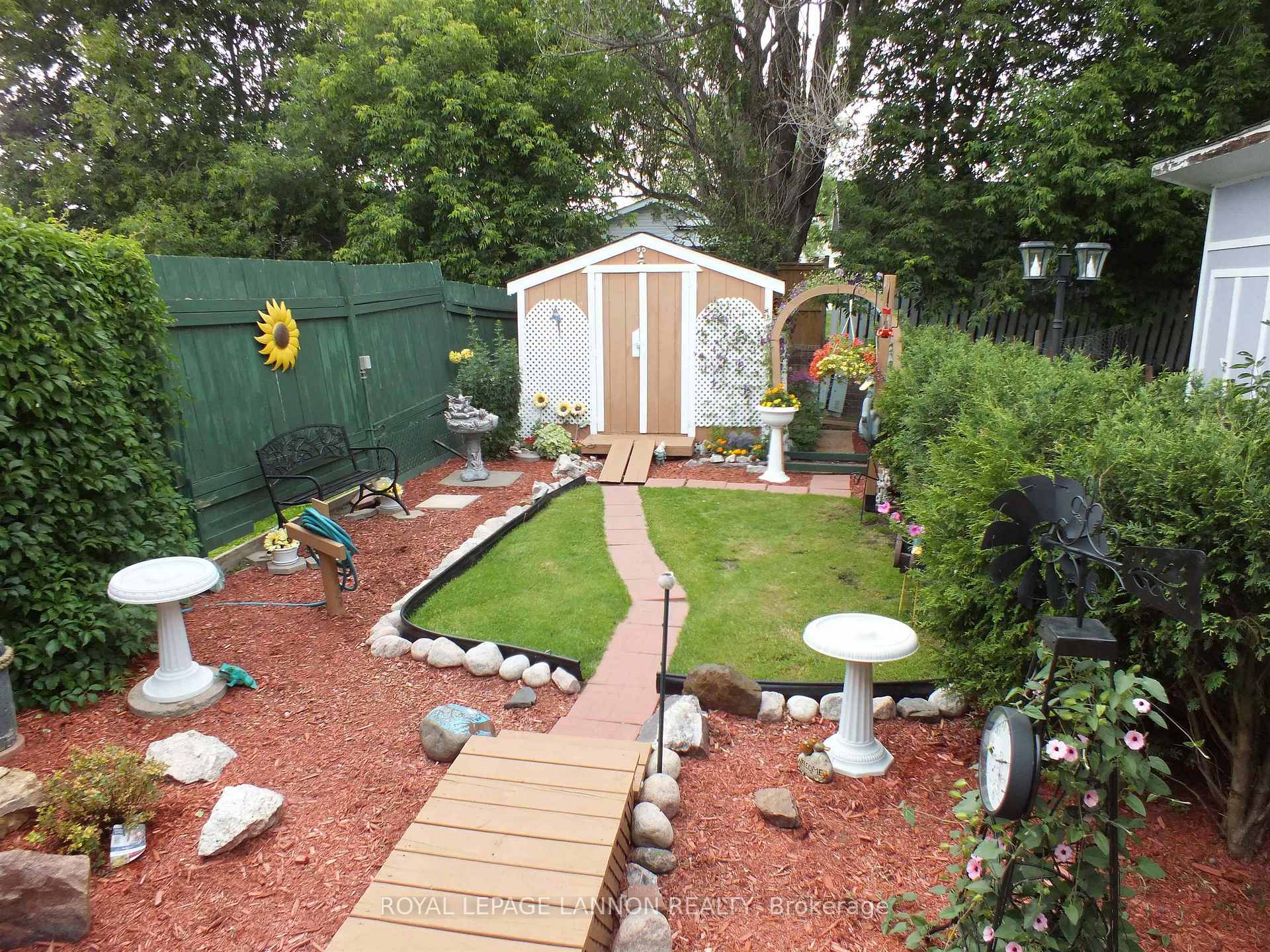 Photo 30 of 394 Brant Street, Thunder Bay, County Park — HOMEH