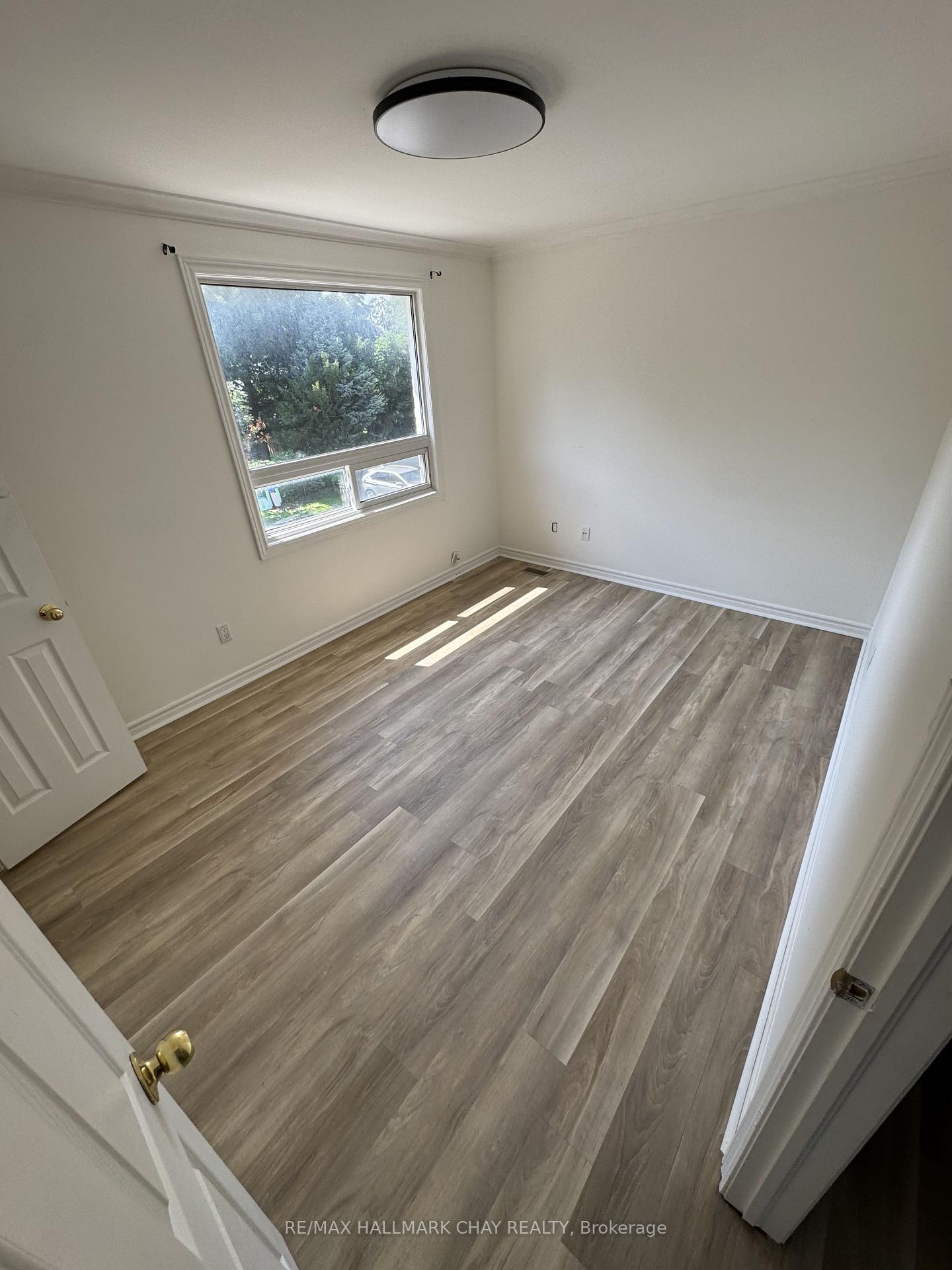 Photo 15 of Unit A, 188 Anne Street, Barrie, Allandale — HOMEH