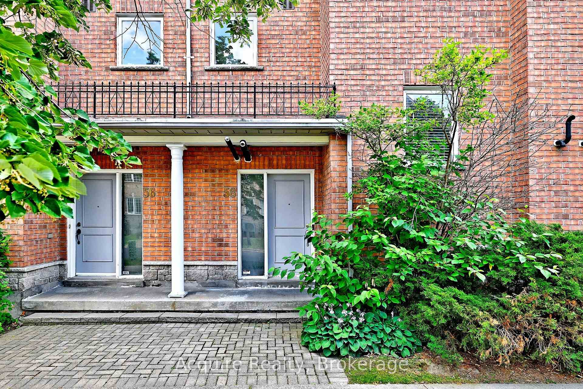 Photo 3 of 58 Leitchcroft Crescent, Markham, Commerce Valley — HOMEH