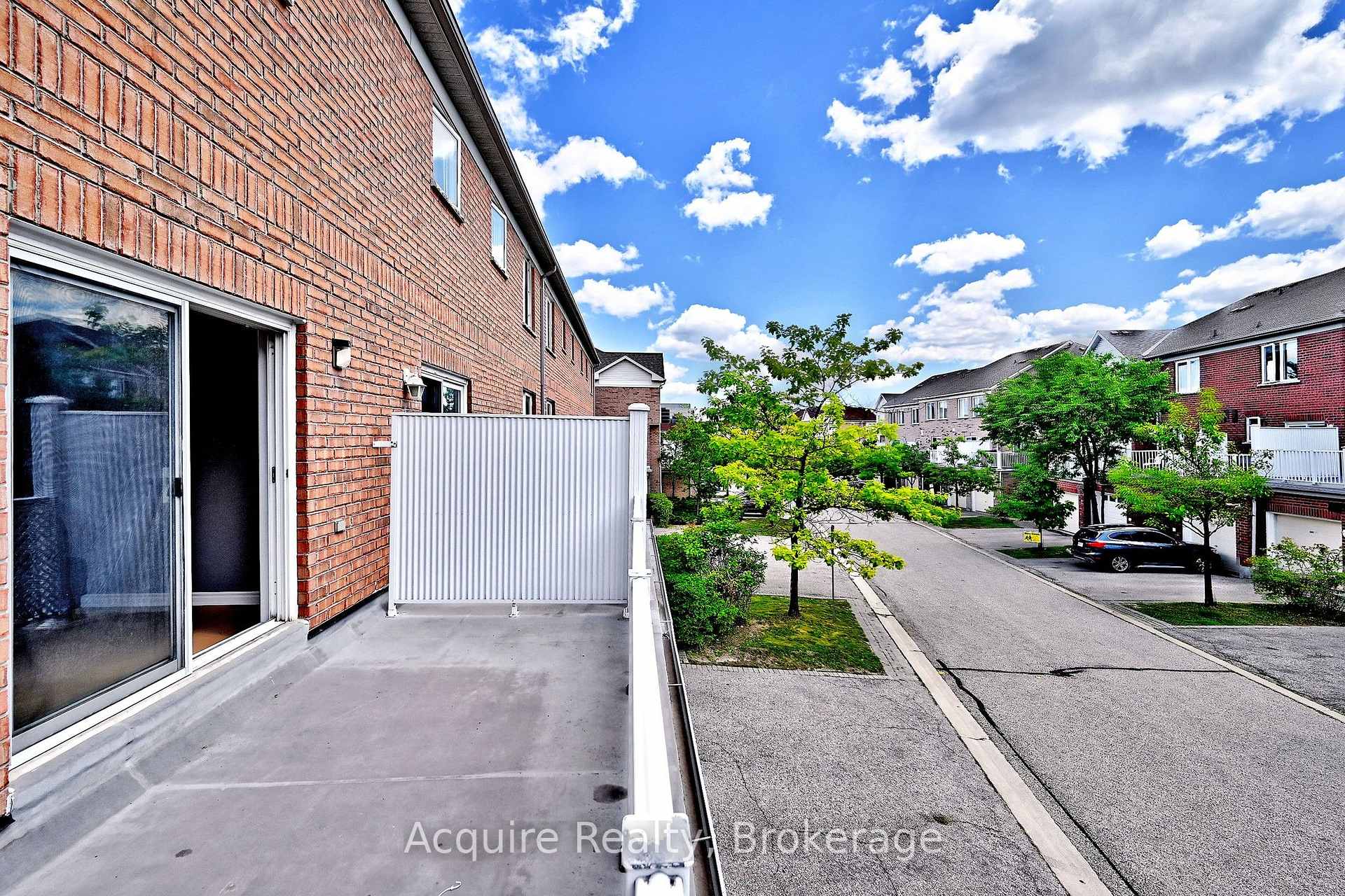 Photo 14 of 58 Leitchcroft Crescent, Markham, Commerce Valley — HOMEH