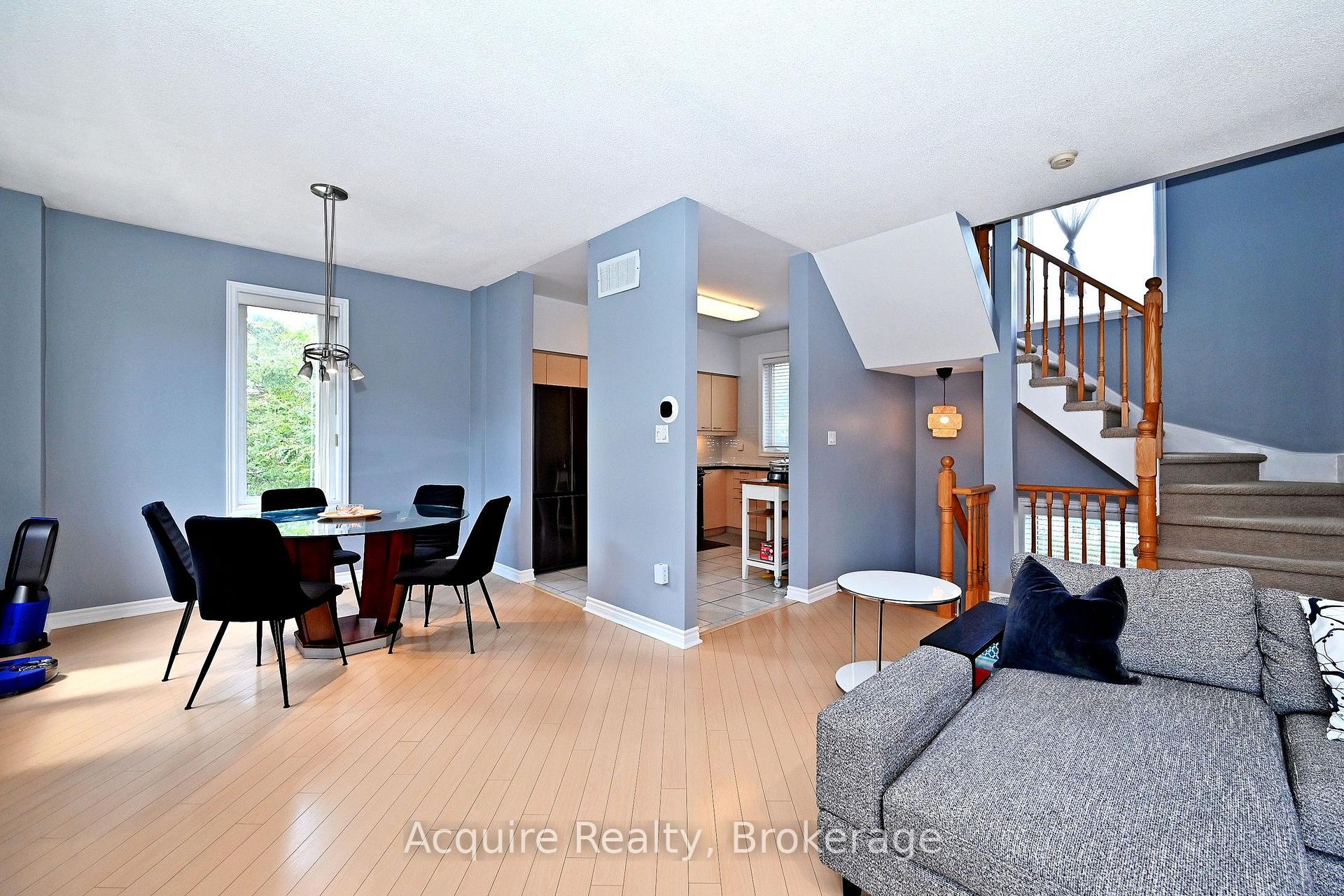 Photo 15 of 58 Leitchcroft Crescent, Markham, Commerce Valley — HOMEH