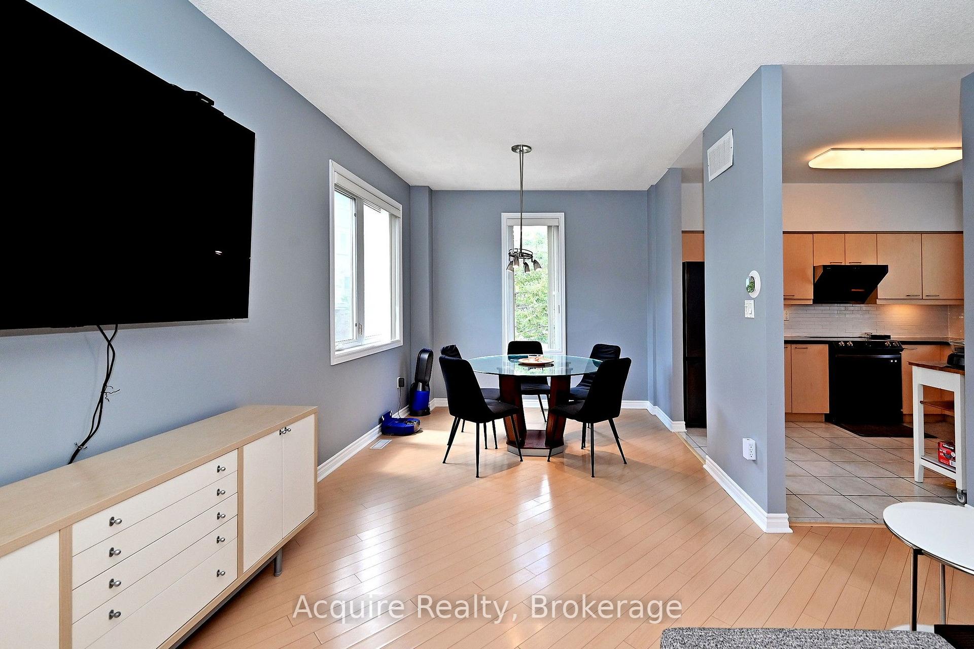 Photo 16 of 58 Leitchcroft Crescent, Markham, Commerce Valley — HOMEH