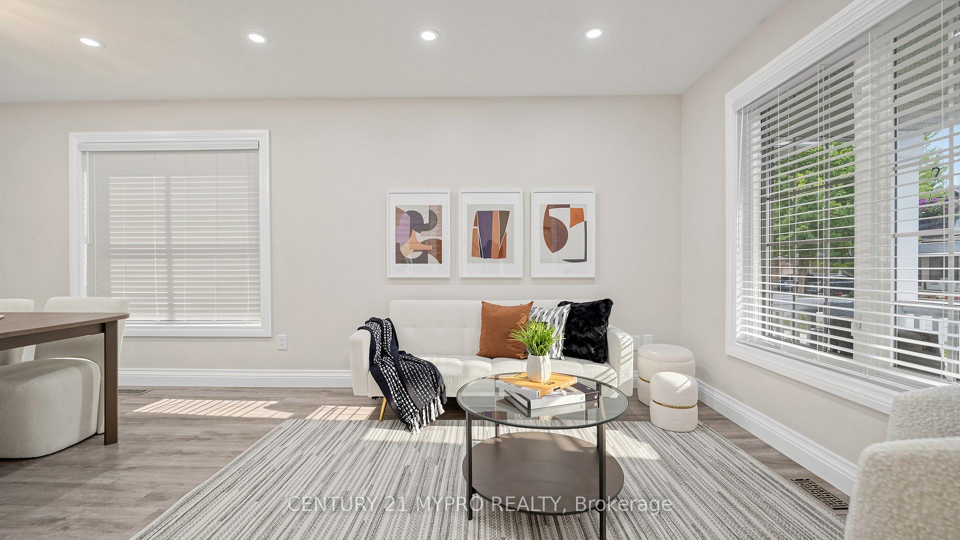 Photo 4 of 18 Dogwood Street, Markham, Wismer — HOMEH