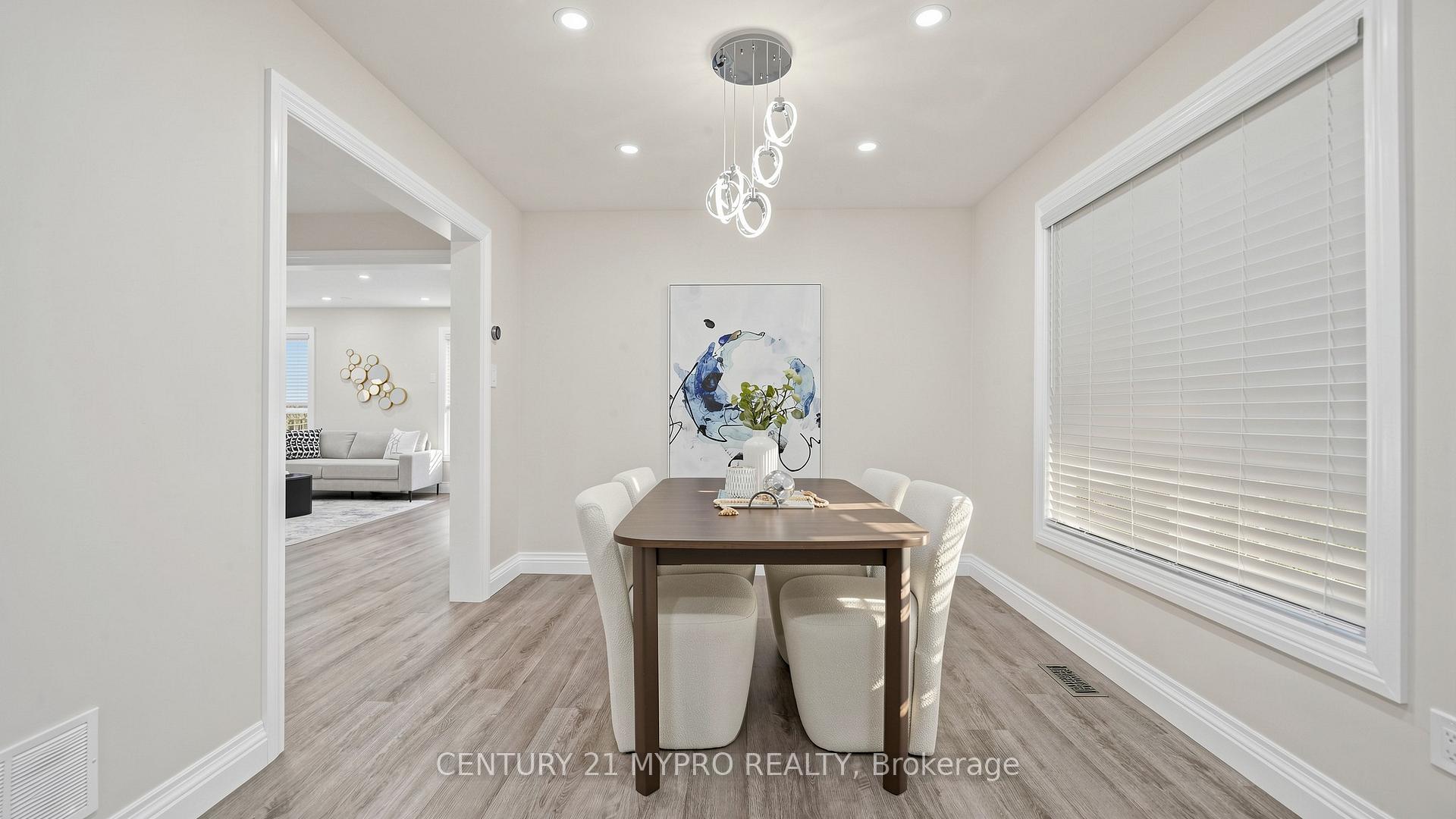 Photo 8 of 18 Dogwood Street, Markham, Wismer — HOMEH