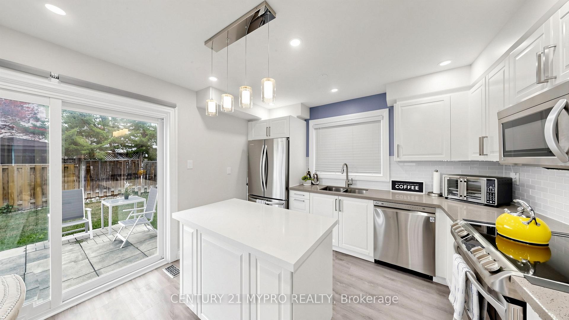 Photo 9 of 18 Dogwood Street, Markham, Wismer — HOMEH