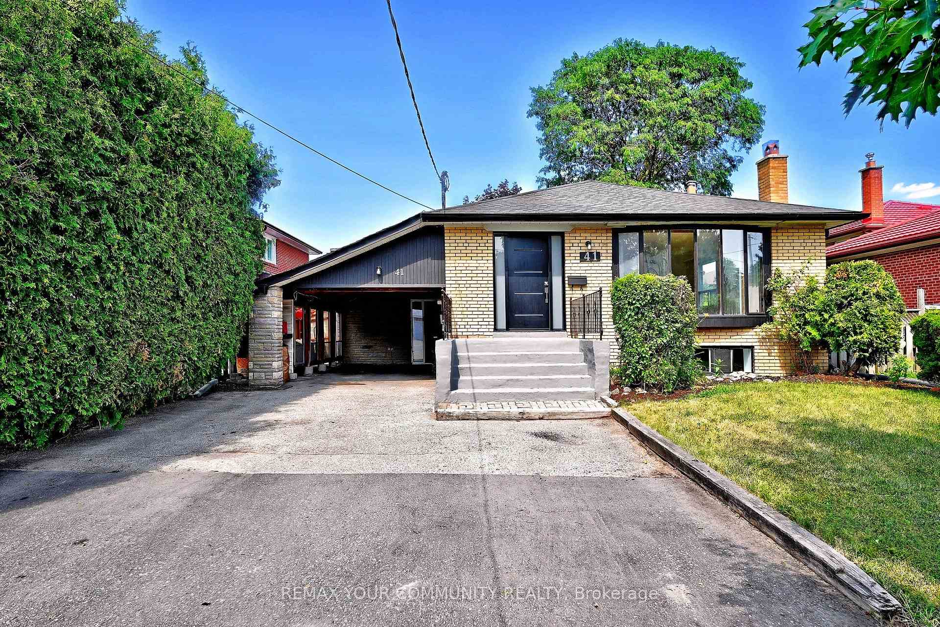 Front of 41 Stanwood Crescent