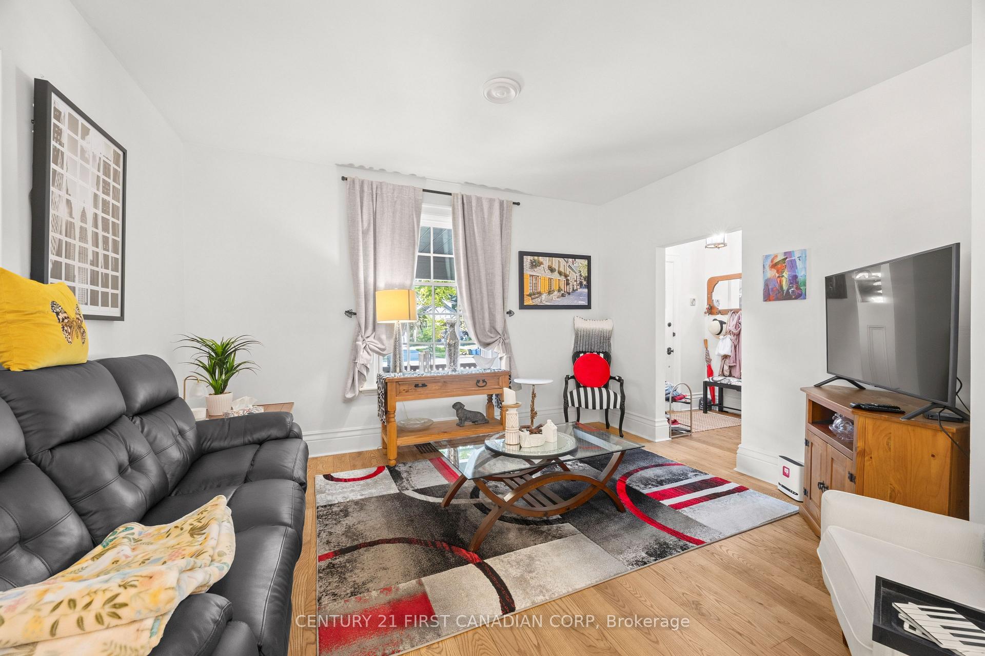 Photo 8 of 330 Cheapside Street, London, East B — HOMEH