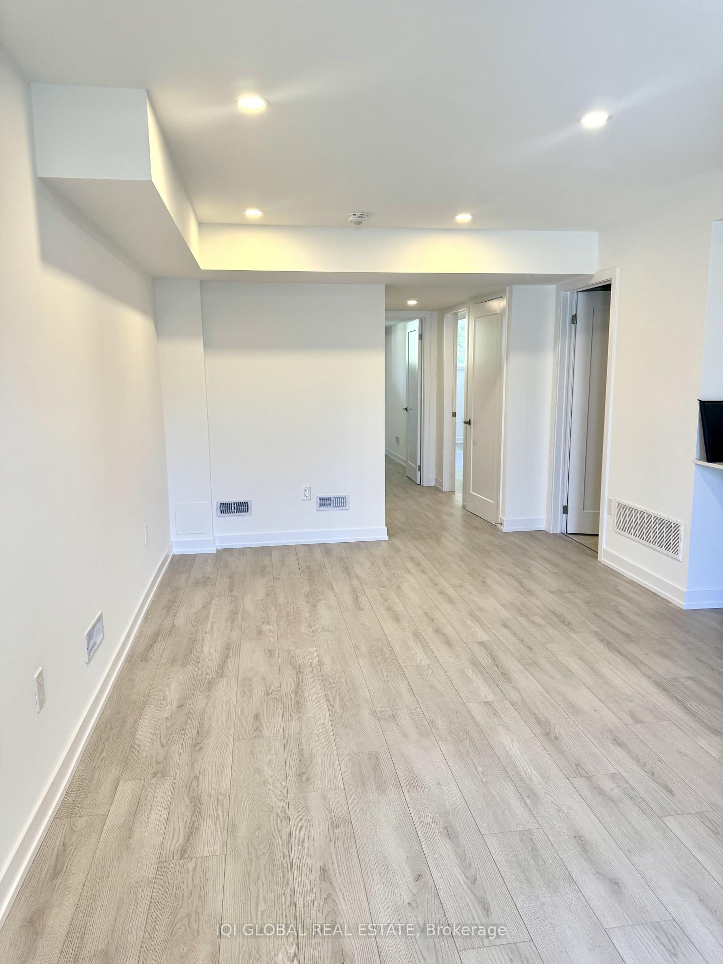 Photo 2 of Unit 123, 42 Lowes Road W, Guelph, Clairfields/Hanlon Business Park — HOMEH