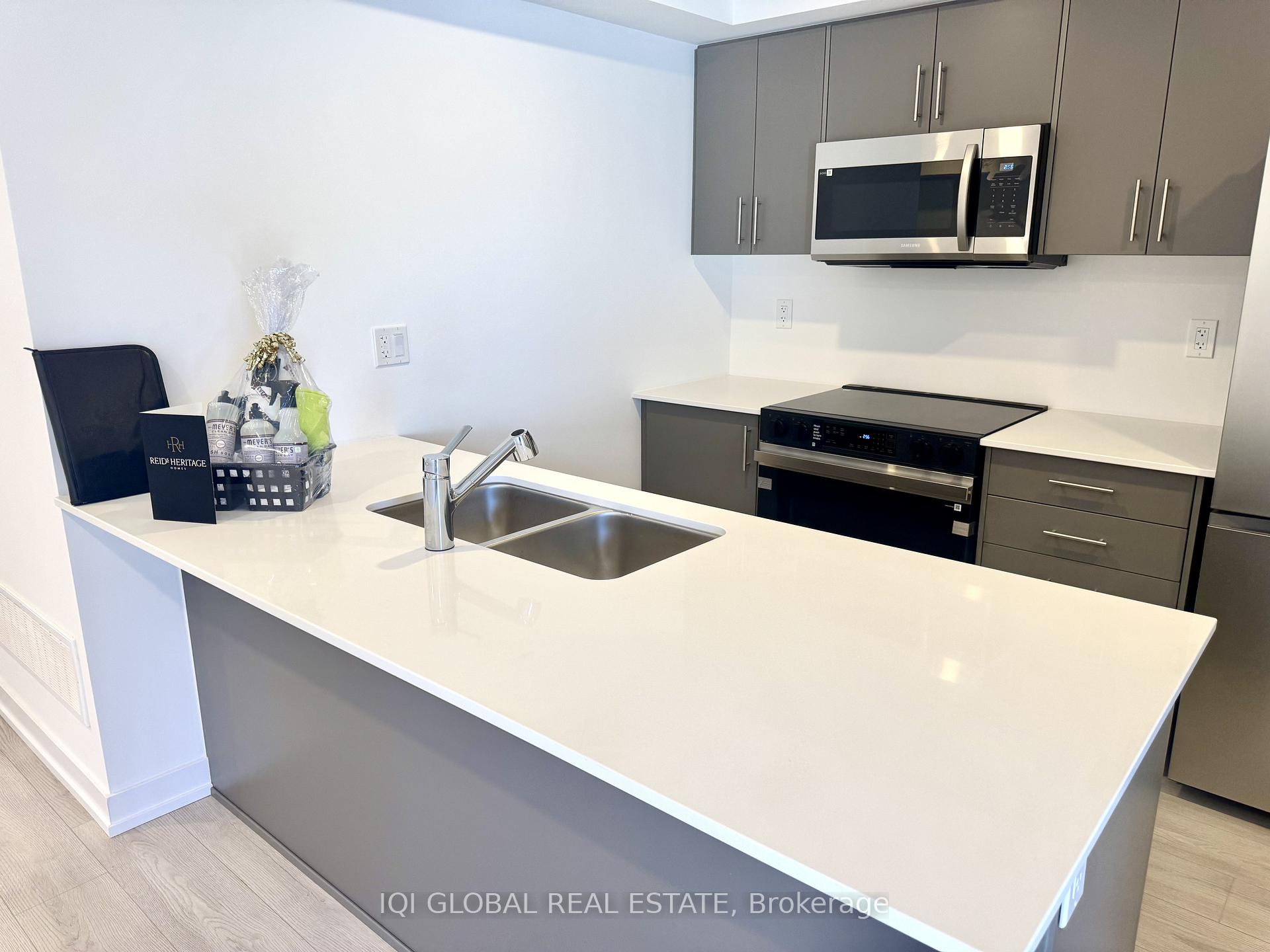 Photo 4 of Unit 123, 42 Lowes Road W, Guelph, Clairfields/Hanlon Business Park — HOMEH