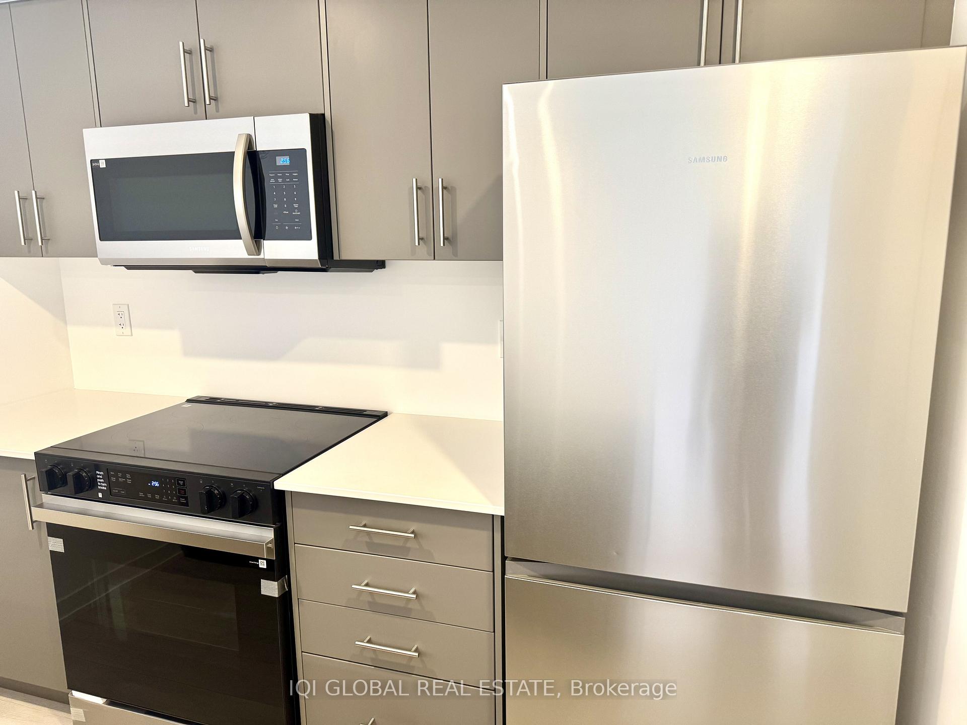 Photo 5 of Unit 123, 42 Lowes Road W, Guelph, Clairfields/Hanlon Business Park — HOMEH