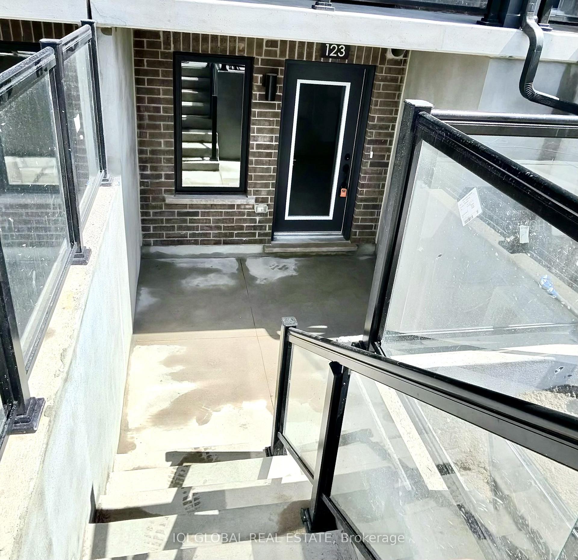 Photo 25 of Unit 123, 42 Lowes Road W, Guelph, Clairfields/Hanlon Business Park — HOMEH