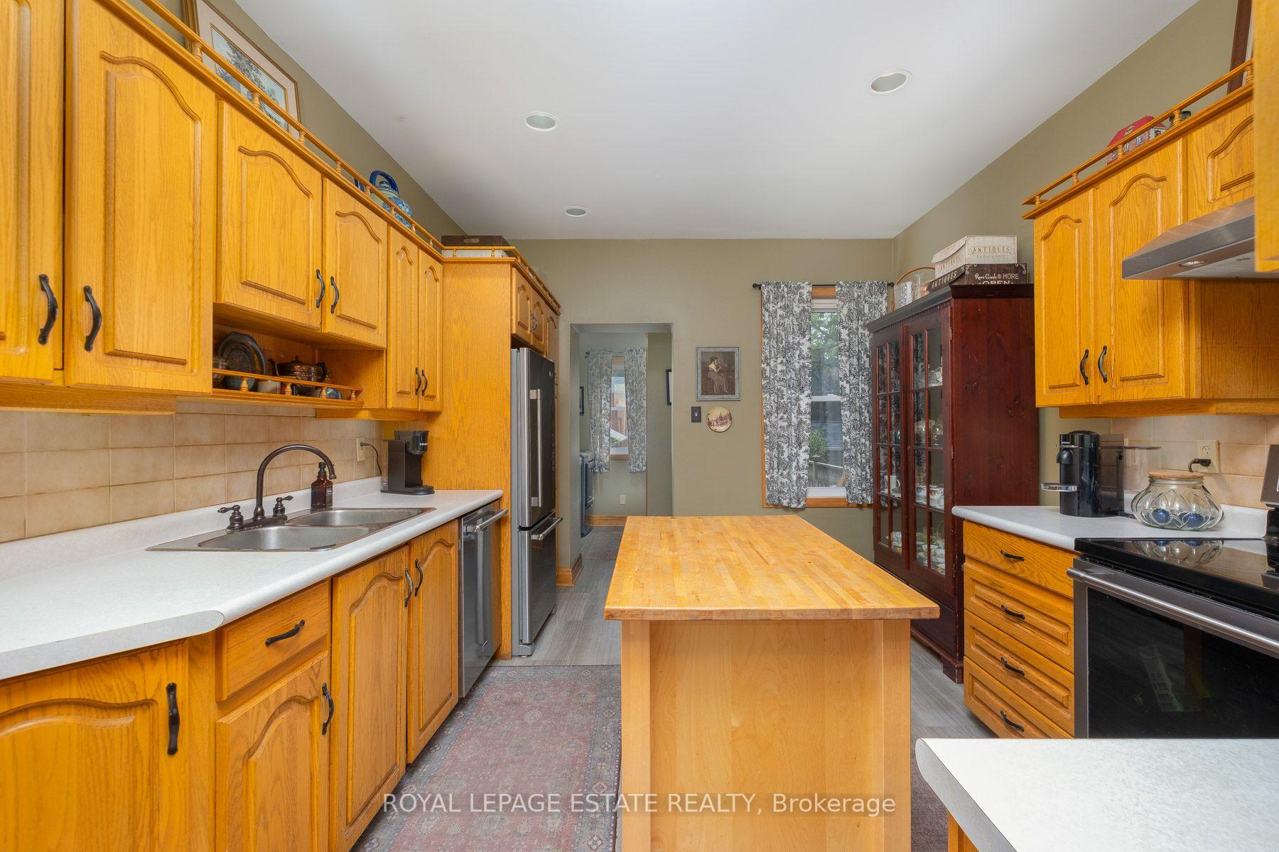 Photo 16 of 57 Herbert Avenue, Toronto, The Beaches — HOMEH