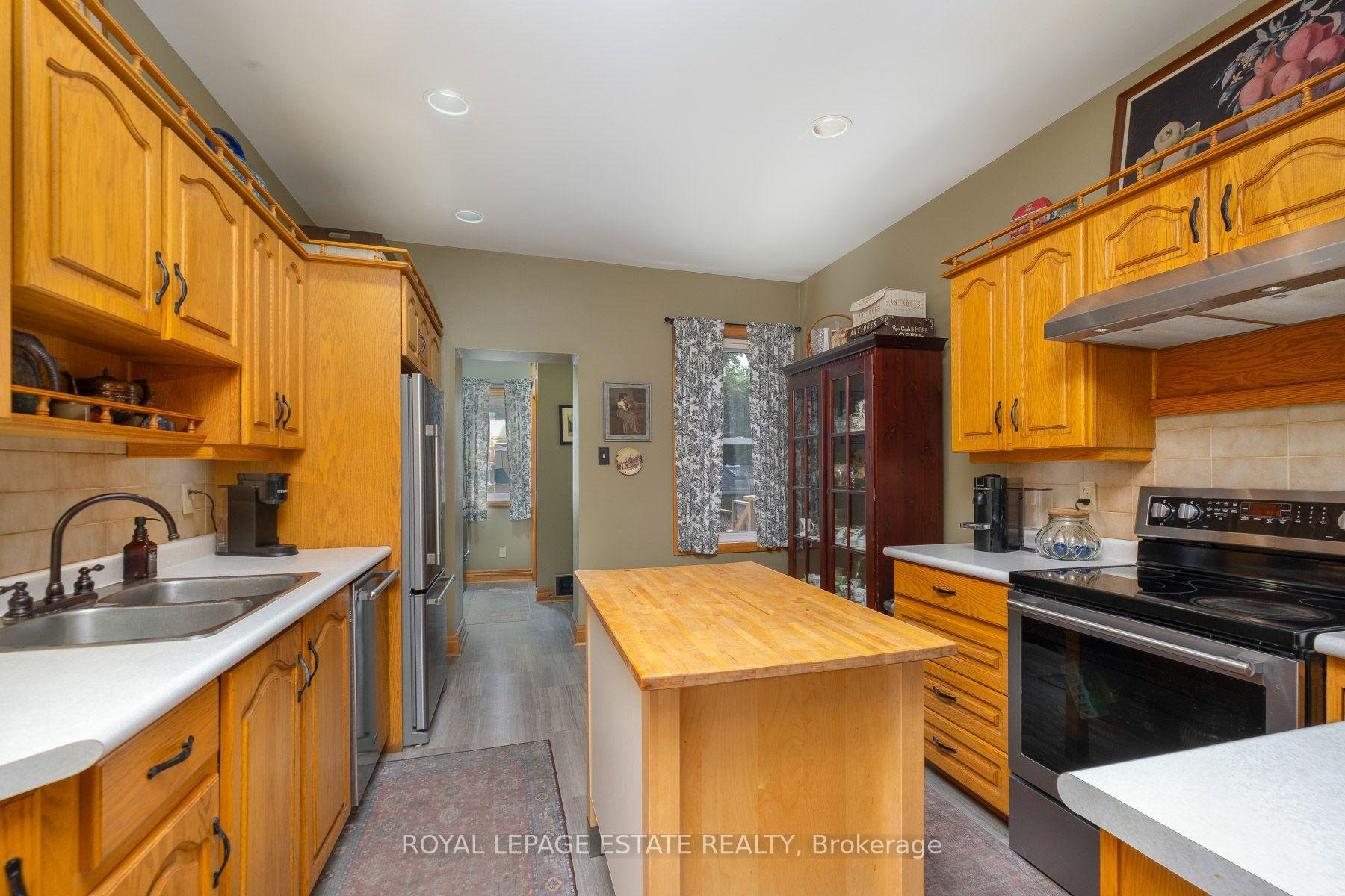 Photo 17 of 57 Herbert Avenue, Toronto, The Beaches — HOMEH