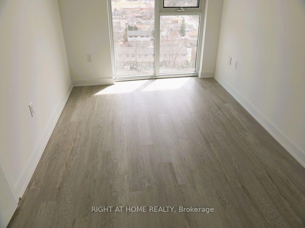 Photo 7 of Unit 903, 2782 Barton Street E, Hamilton, Riverdale — HOMEH