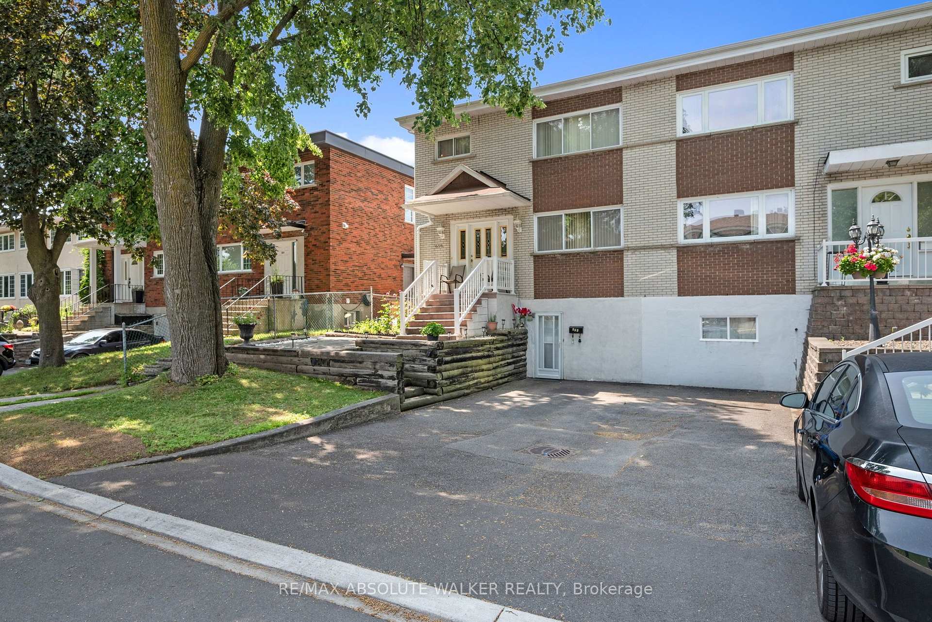 Photo 8 of 656 Morin Street, Ottawa, Castle Heights — HOMEH