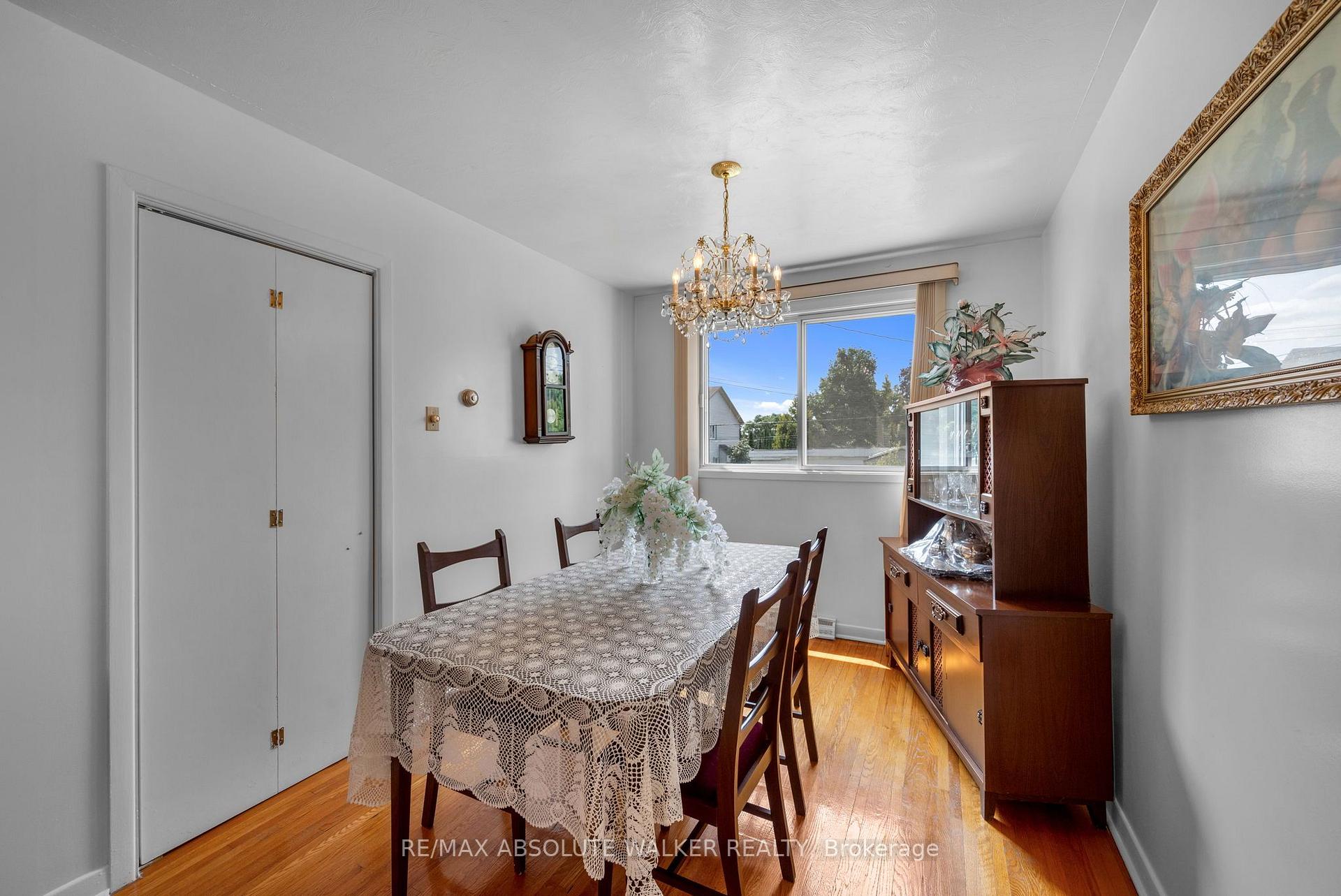 Photo 16 of 656 Morin Street, Ottawa, Castle Heights — HOMEH