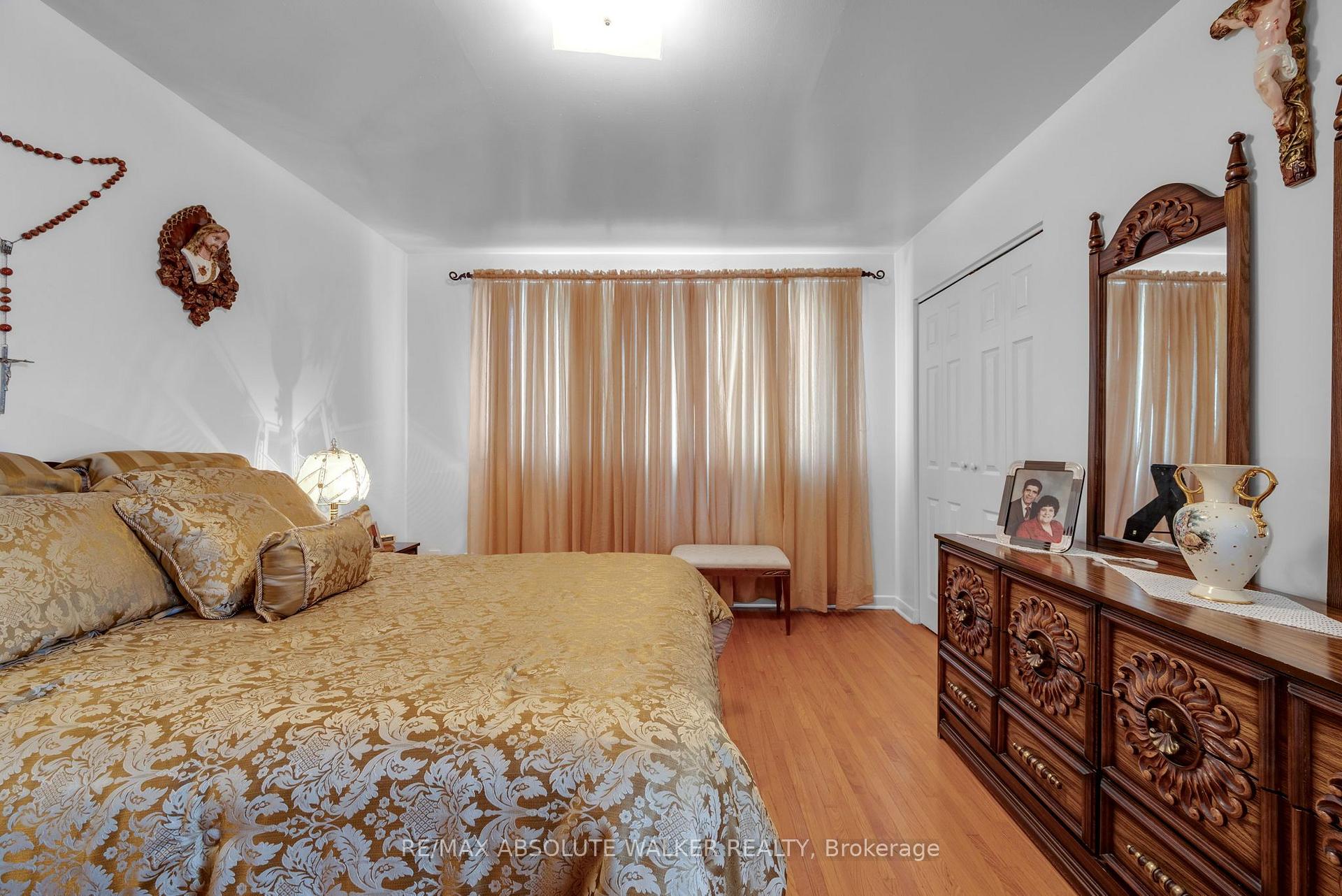 Photo 28 of 656 Morin Street, Ottawa, Castle Heights — HOMEH
