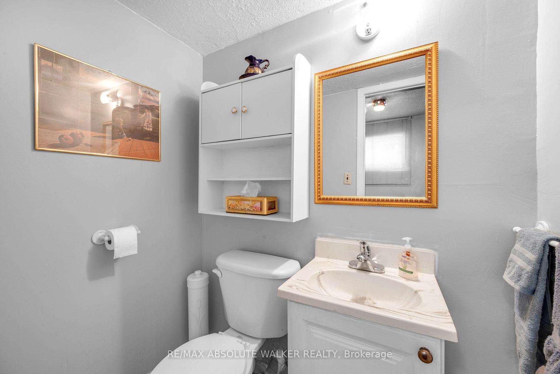 Photo 34 of 656 Morin Street, Ottawa, Castle Heights — HOMEH
