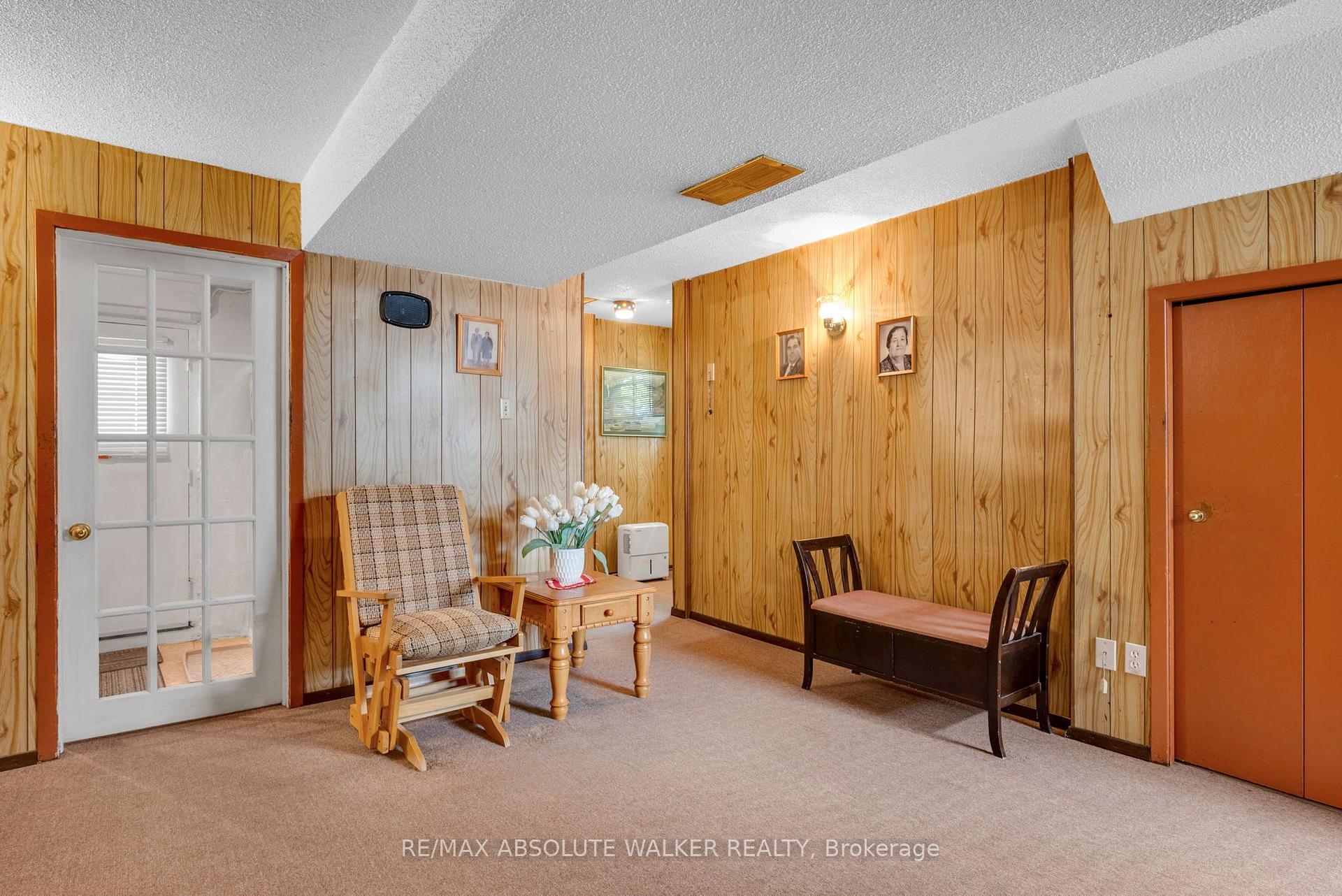 Photo 40 of 656 Morin Street, Ottawa, Castle Heights — HOMEH