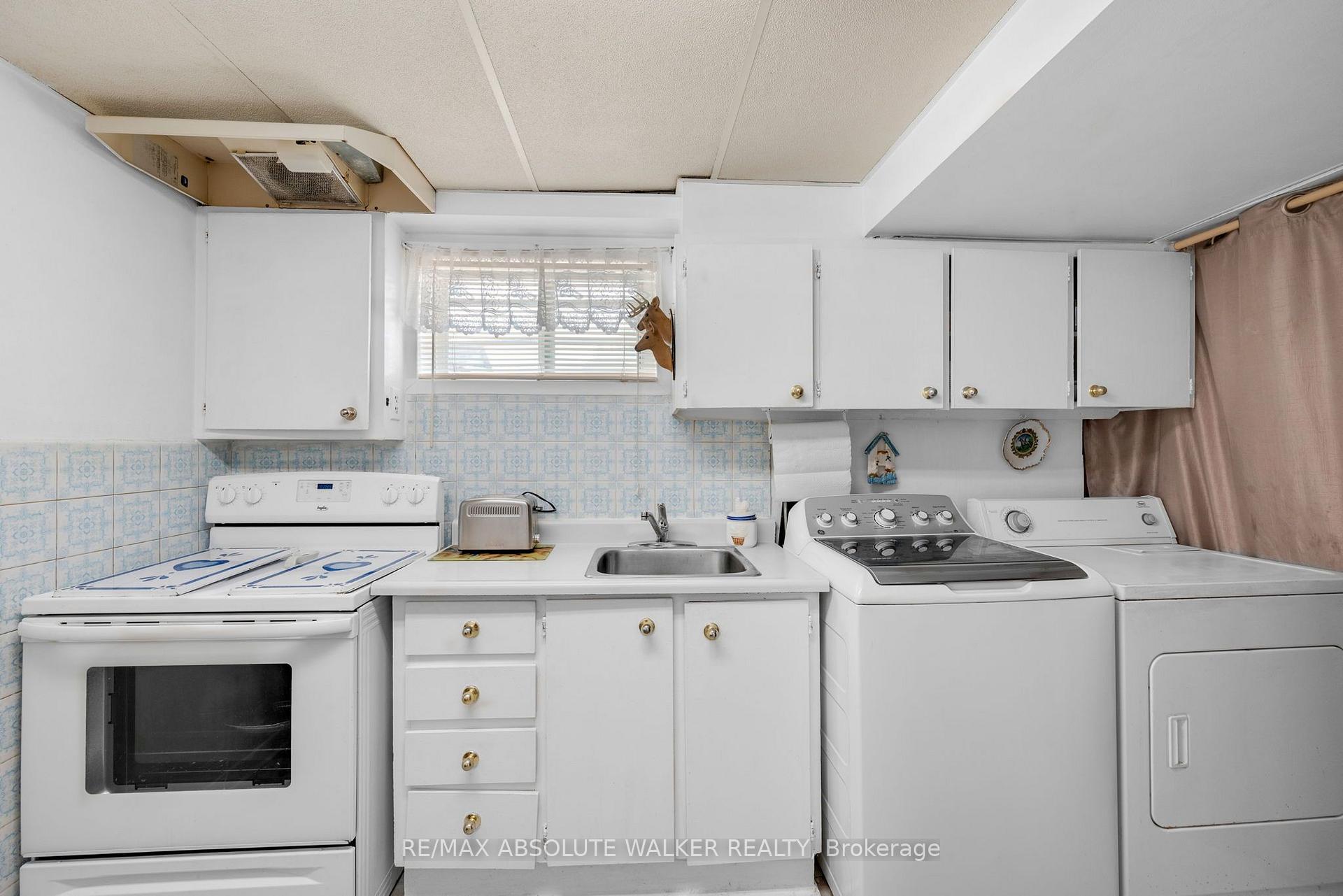 Photo 44 of 656 Morin Street, Ottawa, Castle Heights — HOMEH