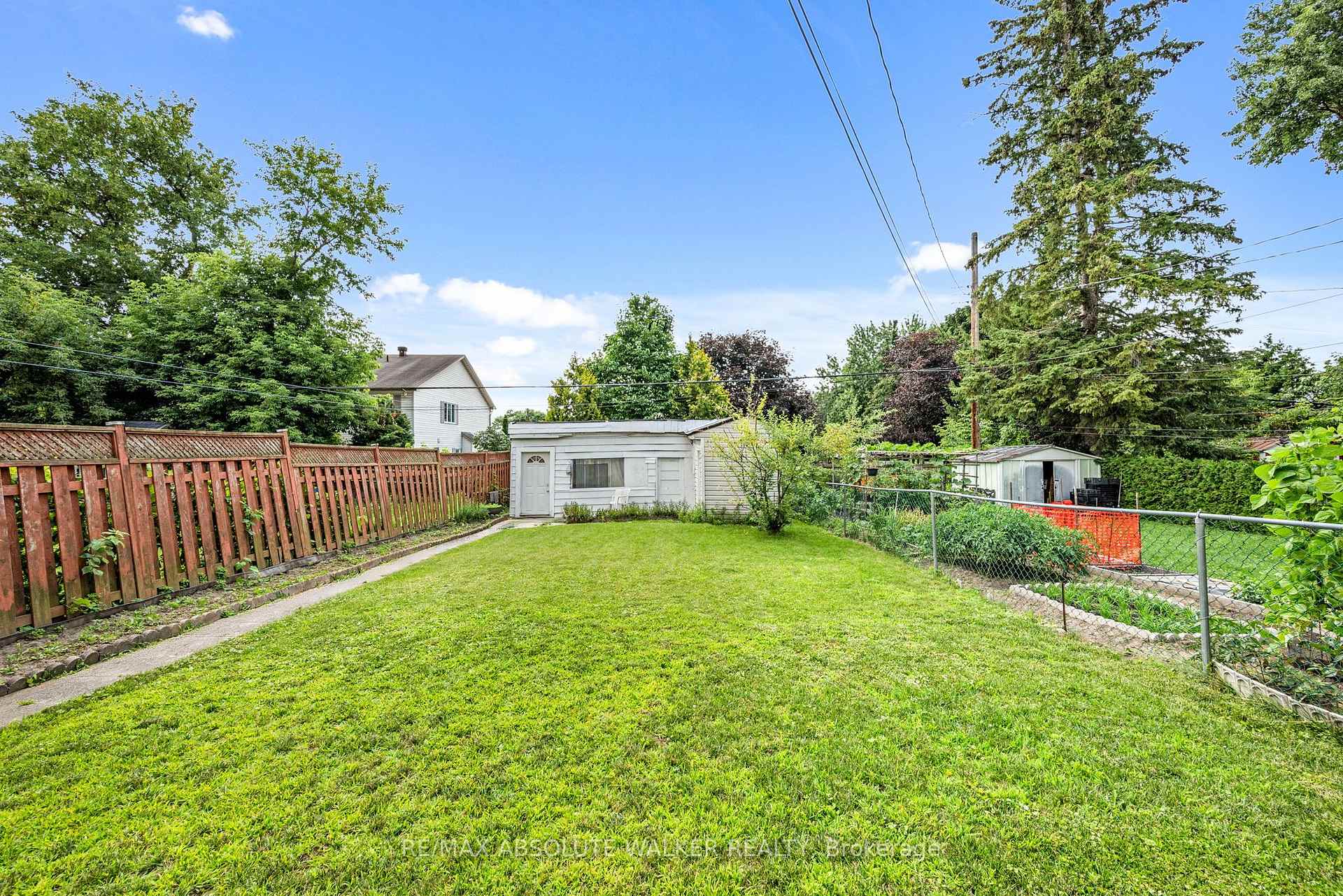 Photo 46 of 656 Morin Street, Ottawa, Castle Heights — HOMEH