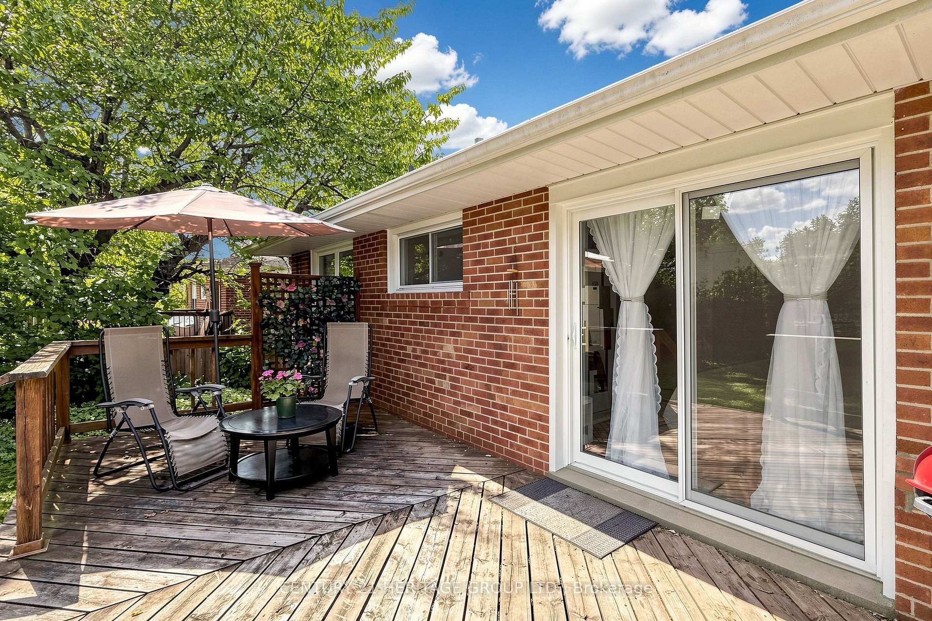 Photo 40 of 11 Elynhill Drive, North York, Willowdale West — HOMEH