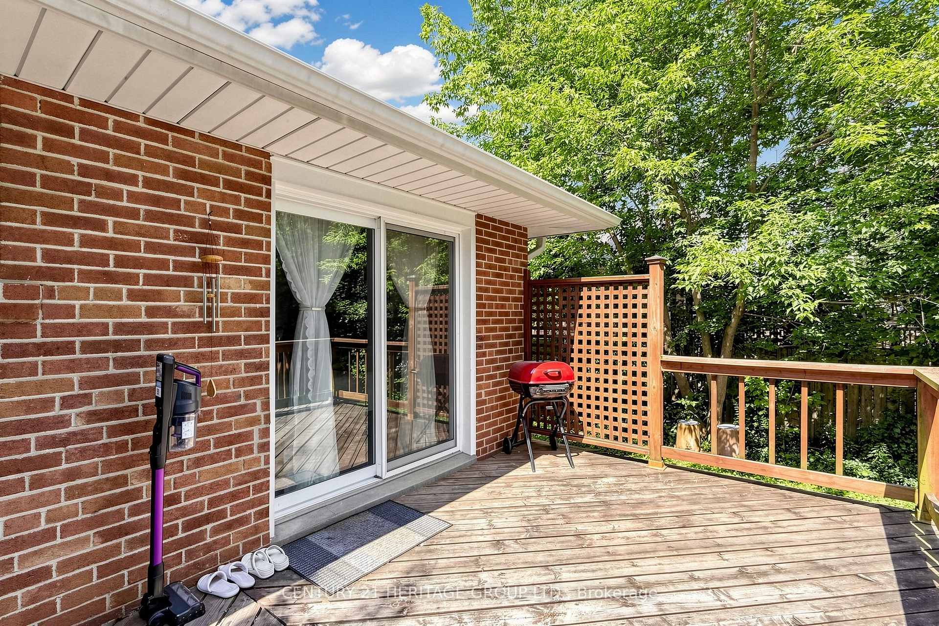 Photo 41 of 11 Elynhill Drive, North York, Willowdale West — HOMEH