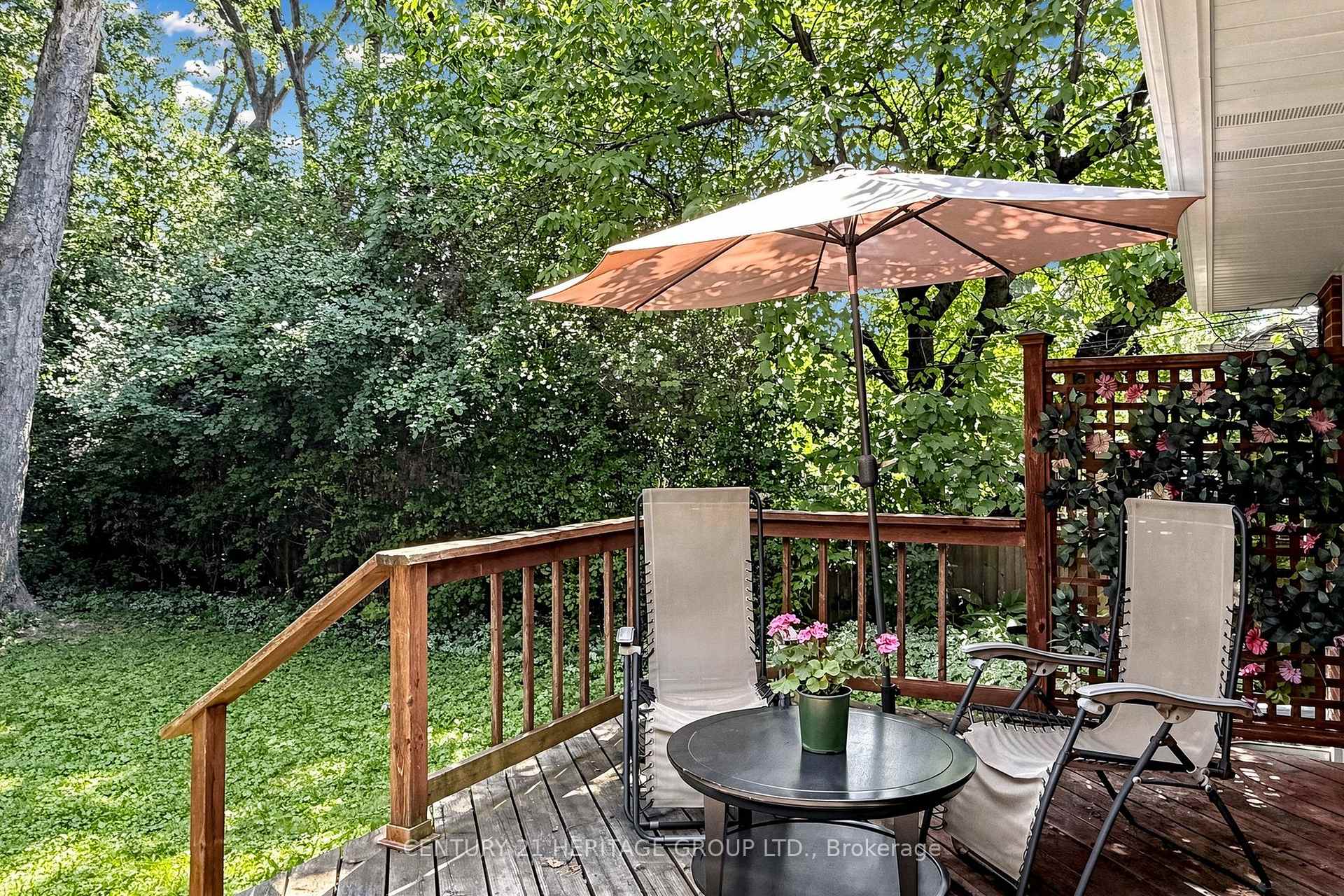 Photo 42 of 11 Elynhill Drive, North York, Willowdale West — HOMEH
