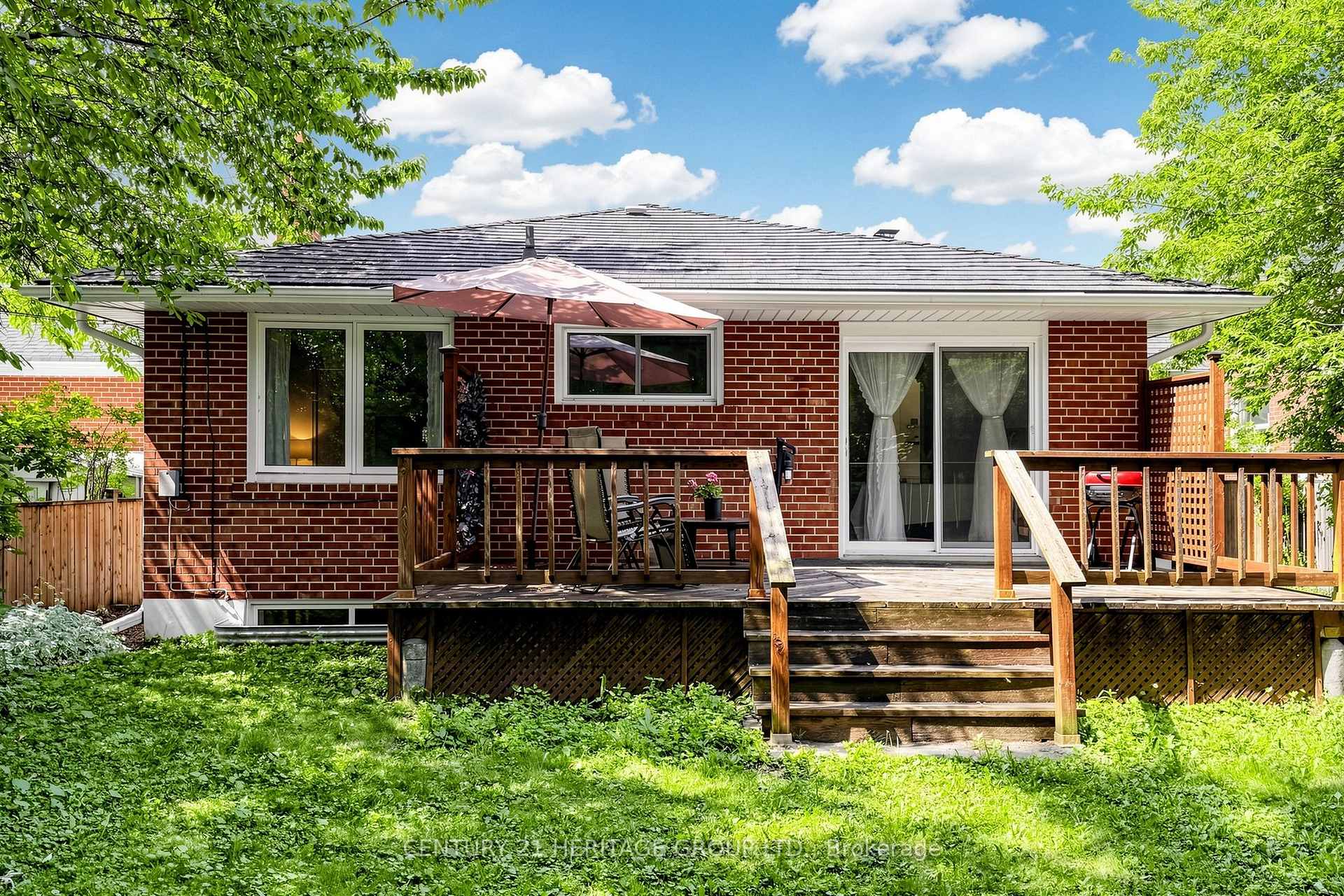 Photo 43 of 11 Elynhill Drive, North York, Willowdale West — HOMEH