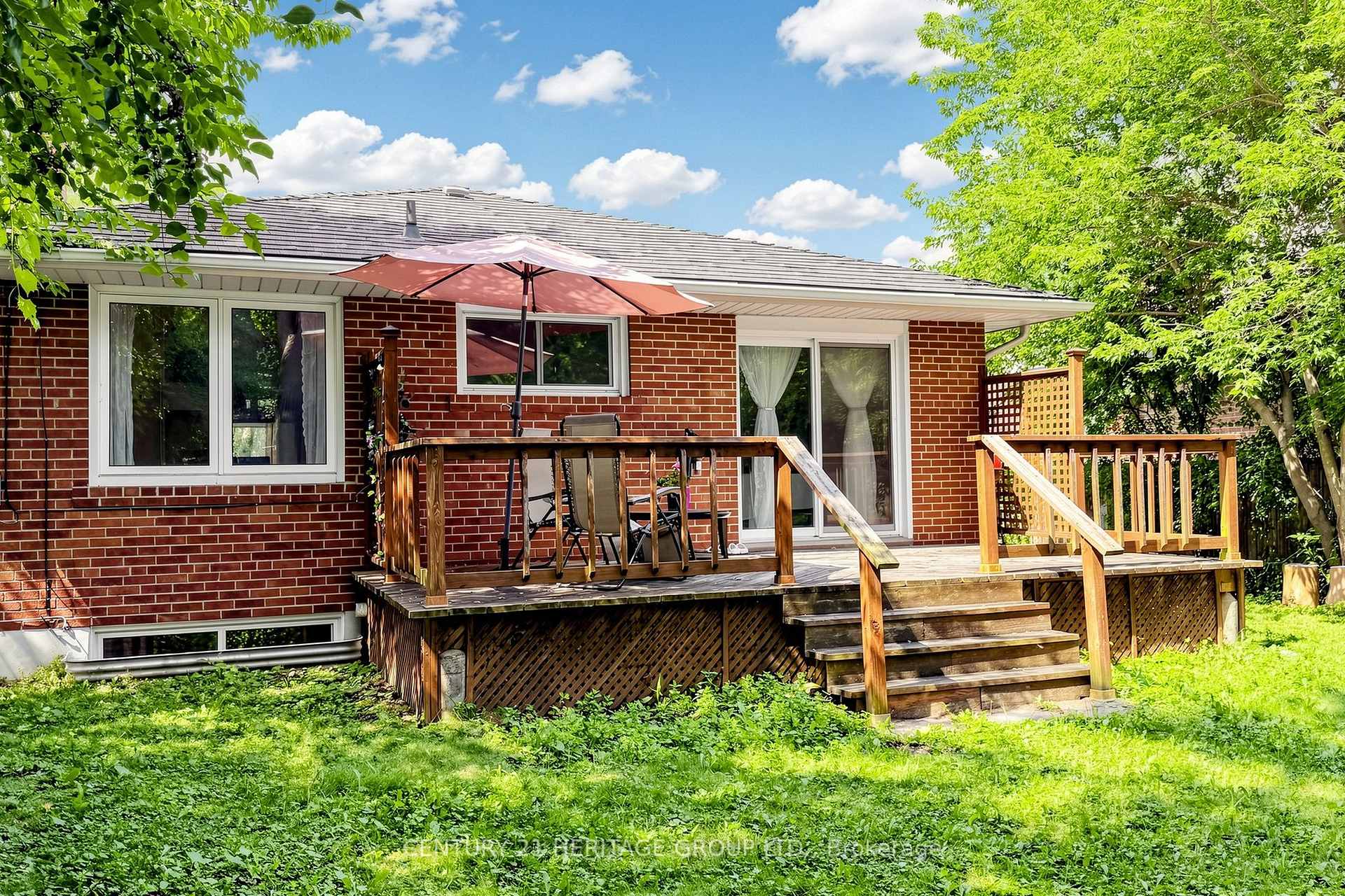 Photo 45 of 11 Elynhill Drive, North York, Willowdale West — HOMEH