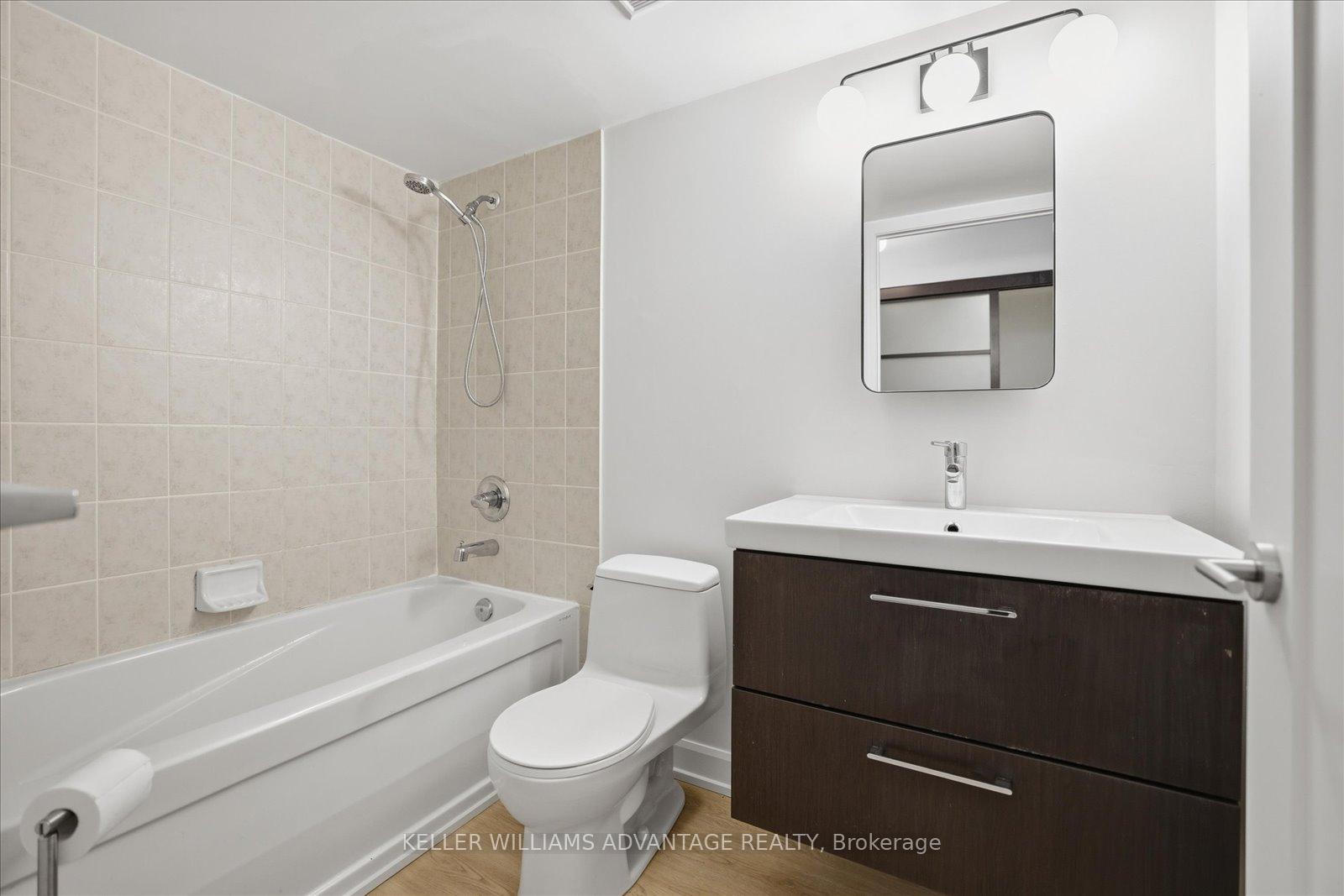 Photo 5 of Unit 415, 1733 Queen Street E, Toronto, The Beaches — HOMEH