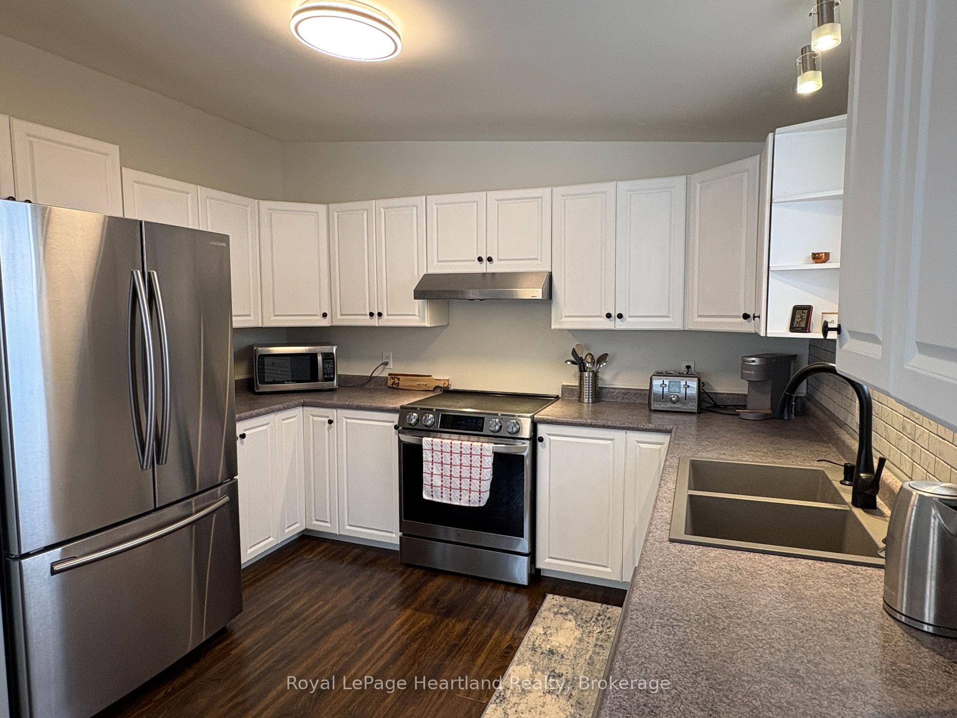 Photo 10 of 15 Huron Lane, Ashfield-Colborne-Wawanosh, Colborne — HOMEH