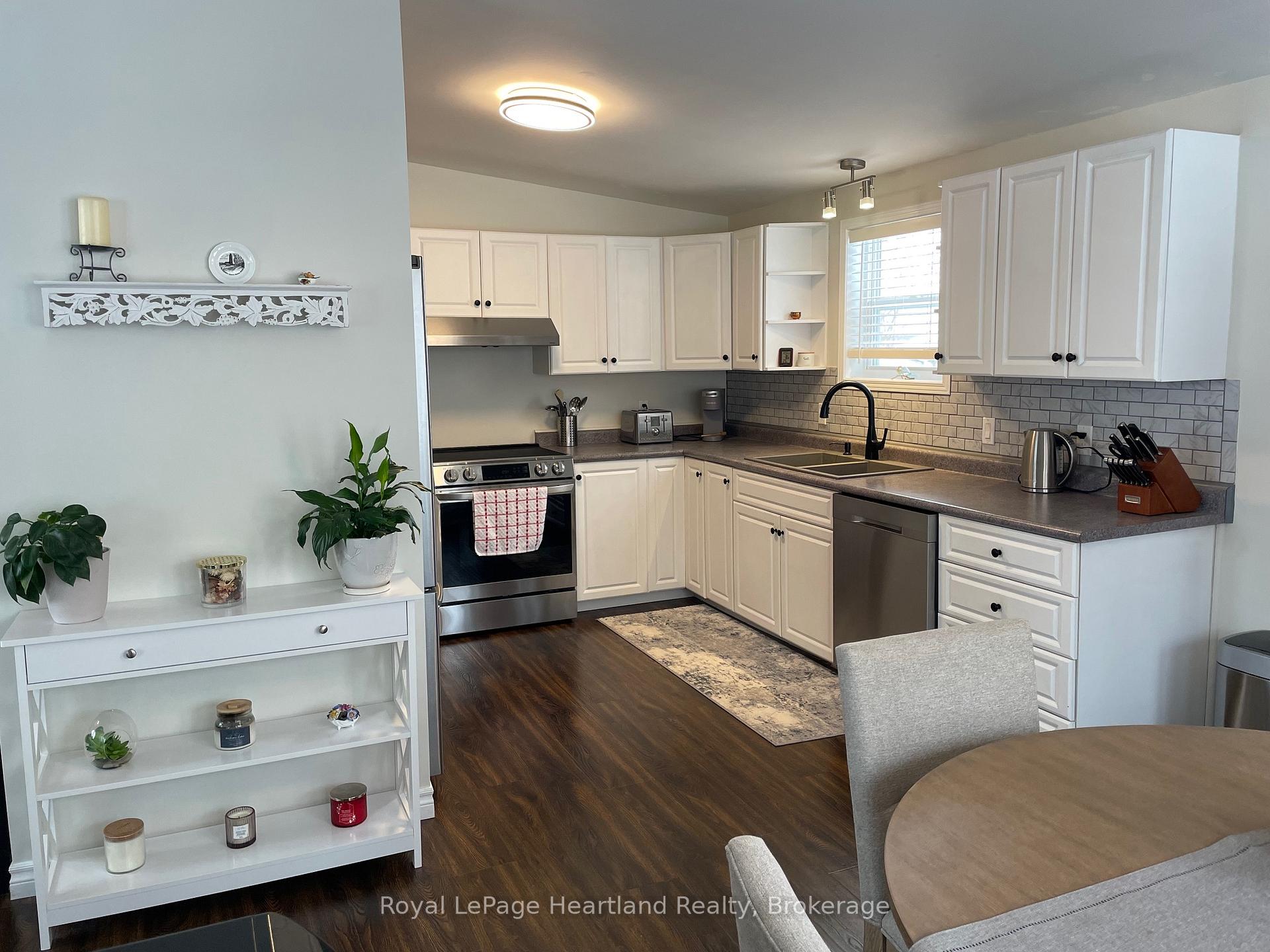 Photo 11 of 15 Huron Lane, Ashfield-Colborne-Wawanosh, Colborne — HOMEH