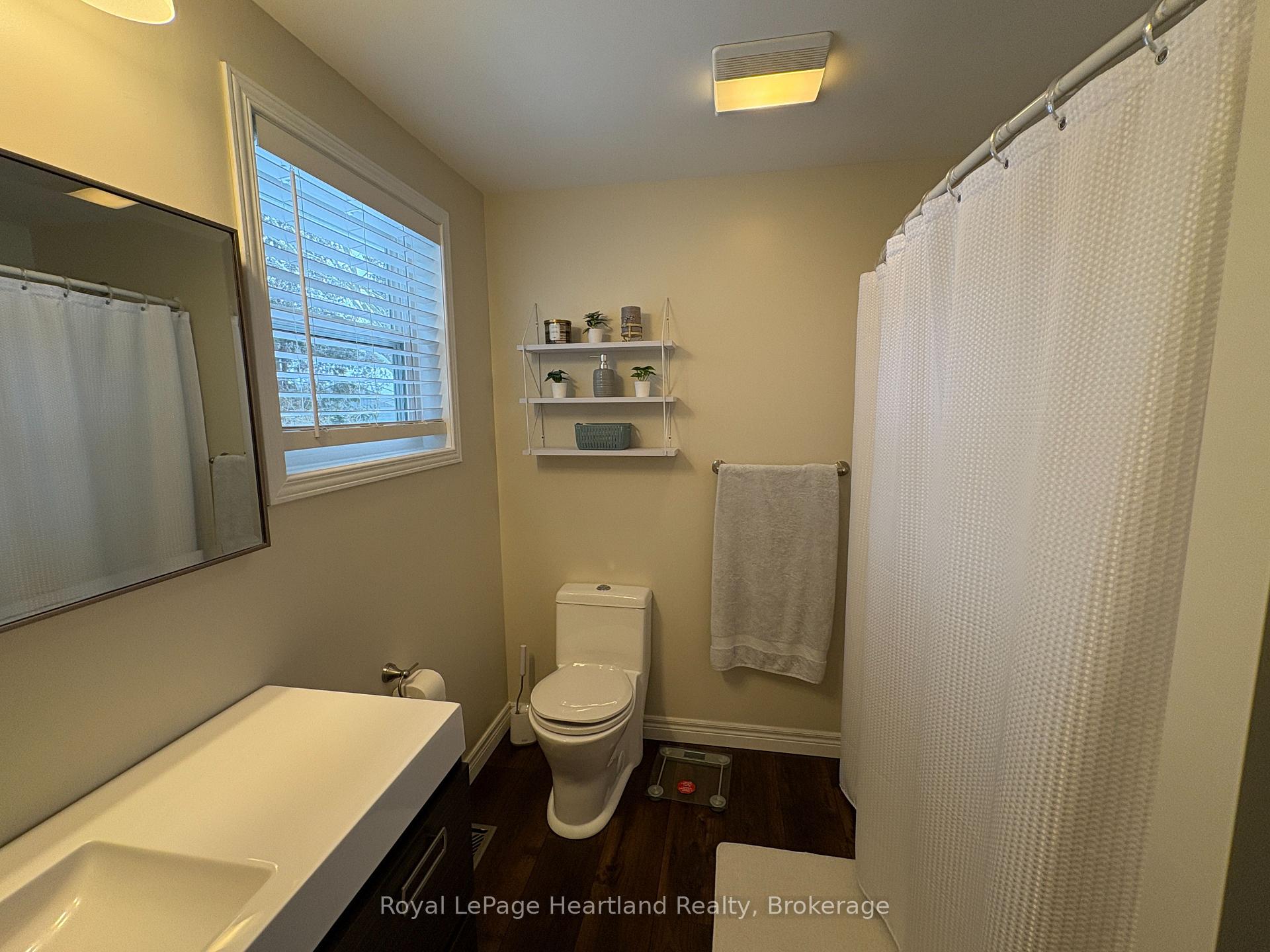 Photo 27 of 15 Huron Lane, Ashfield-Colborne-Wawanosh, Colborne — HOMEH