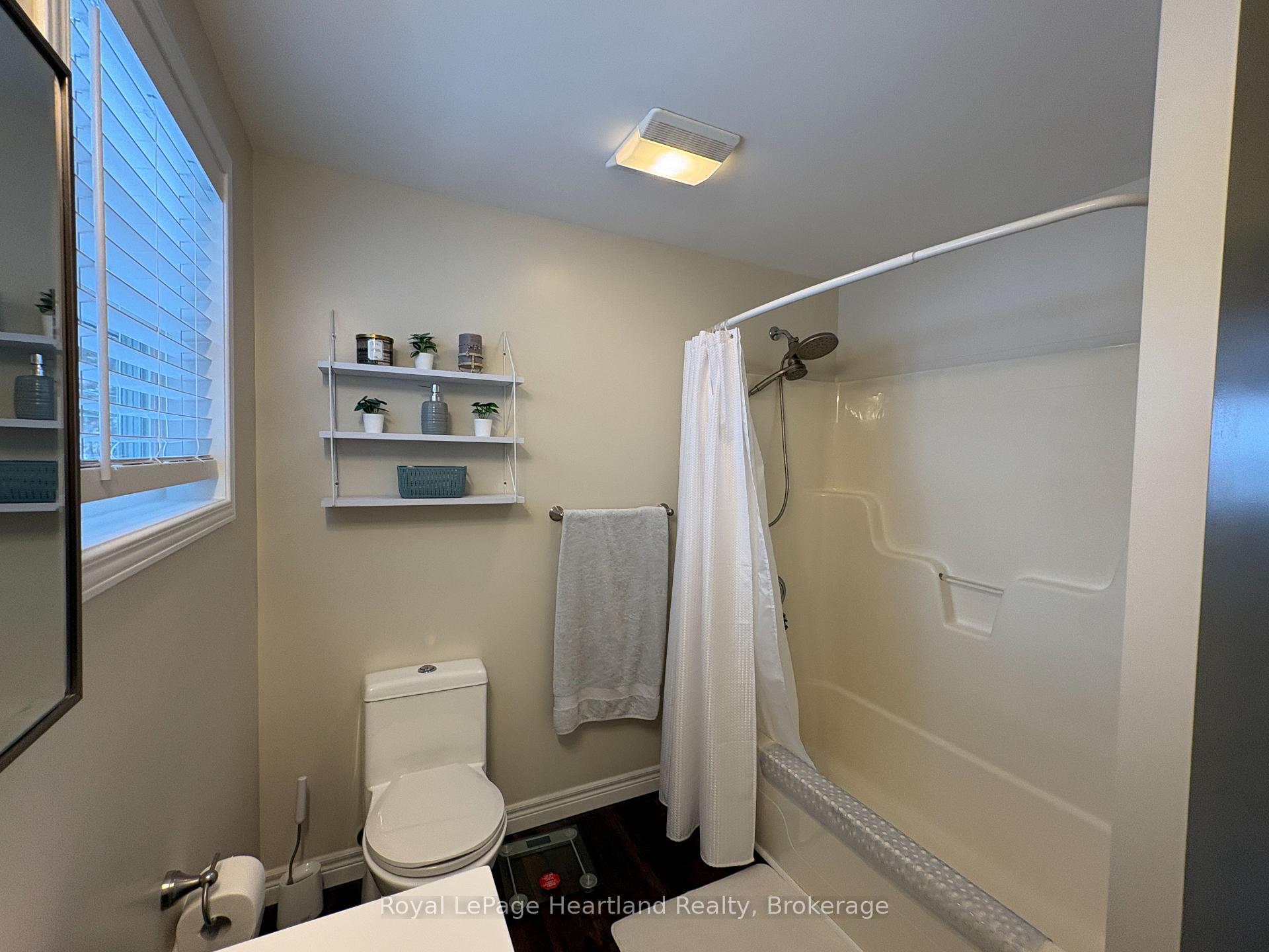 Photo 28 of 15 Huron Lane, Ashfield-Colborne-Wawanosh, Colborne — HOMEH