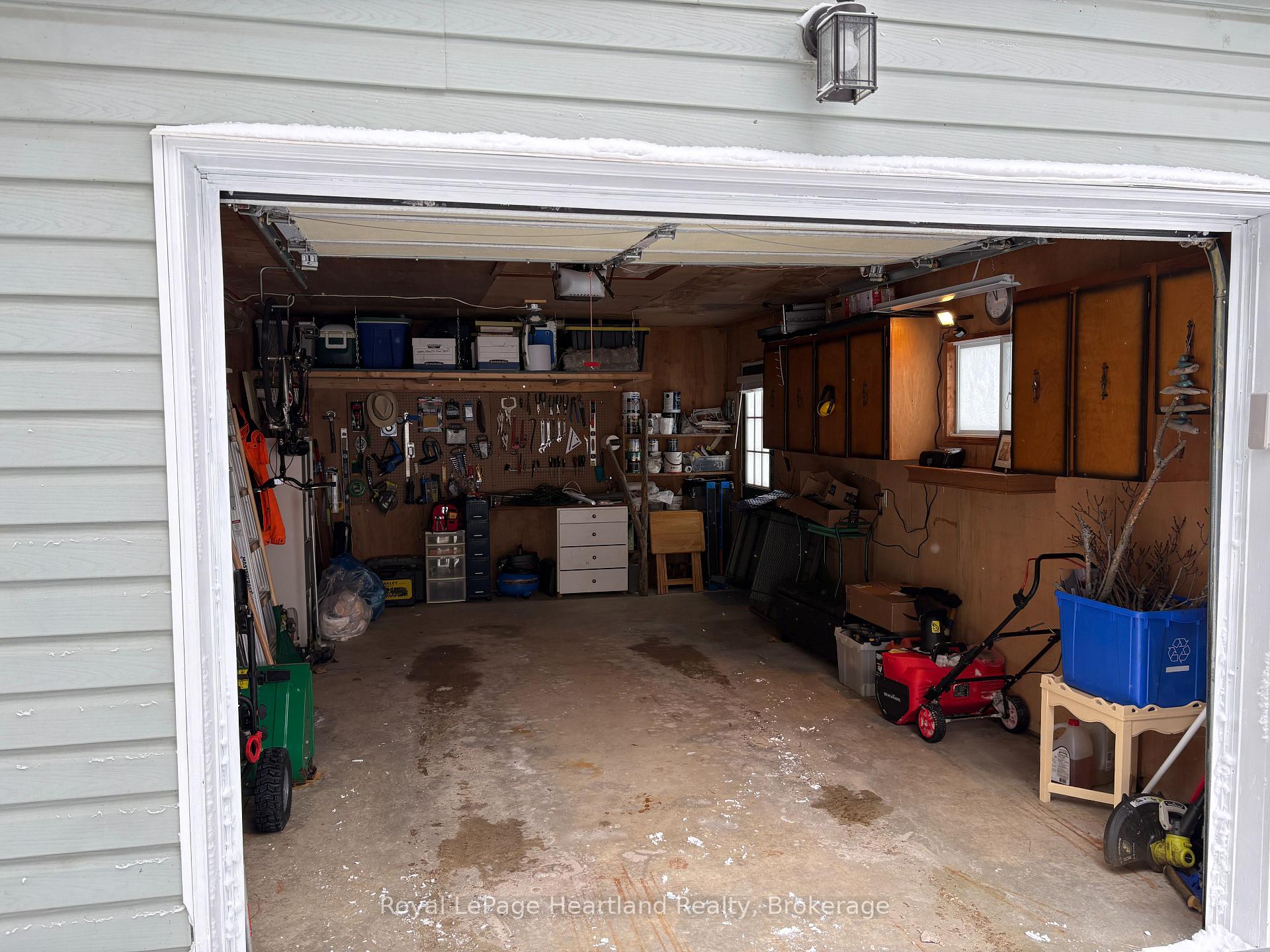 Photo 33 of 15 Huron Lane, Ashfield-Colborne-Wawanosh, Colborne — HOMEH
