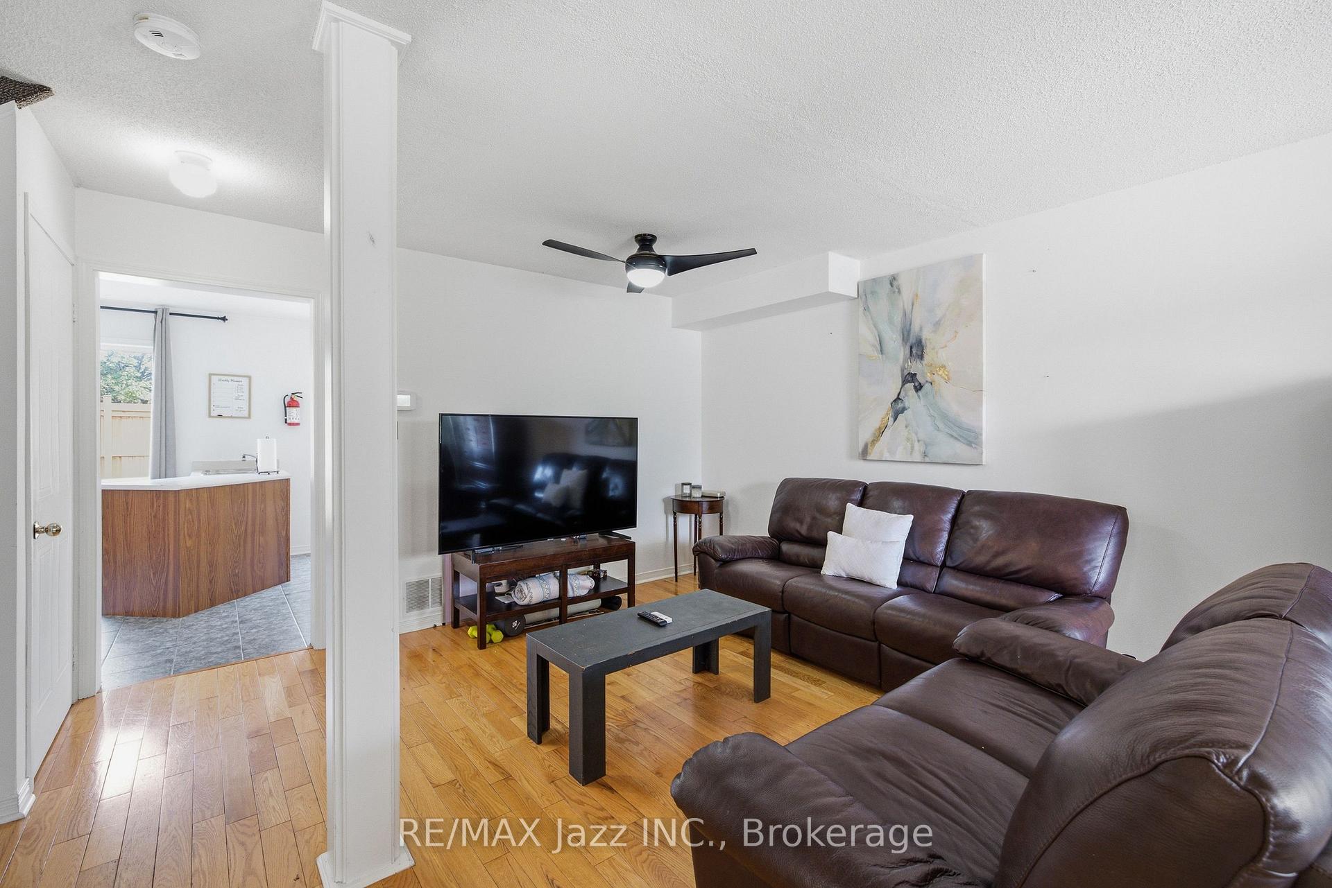 Photo 9 of 1855 Dalhousie Crescent, Oshawa, Samac — HOMEH
